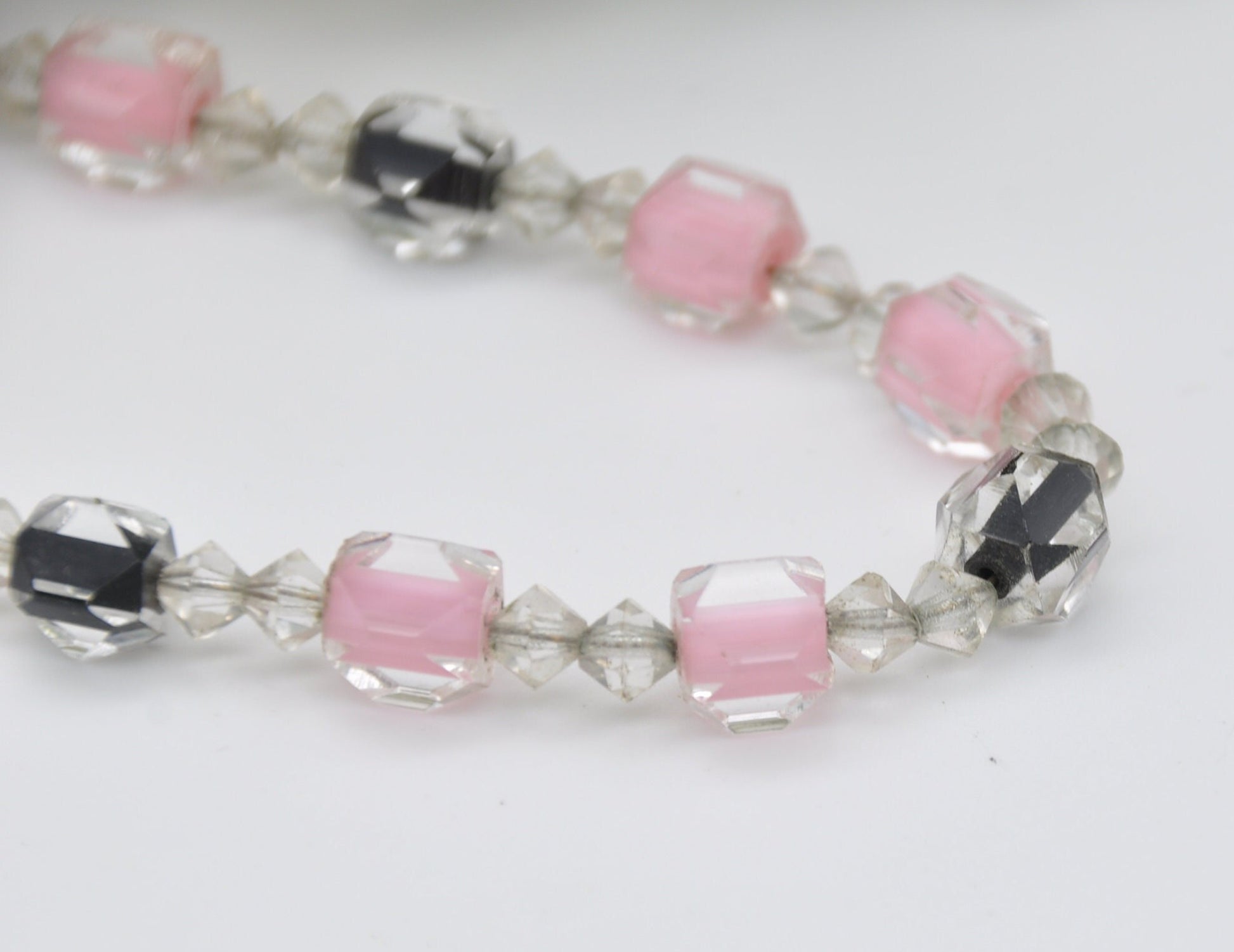 Vintage Art Deco Czech Glass Bead Necklace - Pastel Pink & Black / Faceted Glass / Colour / Beaded Necklace / Original Chain / Plastic