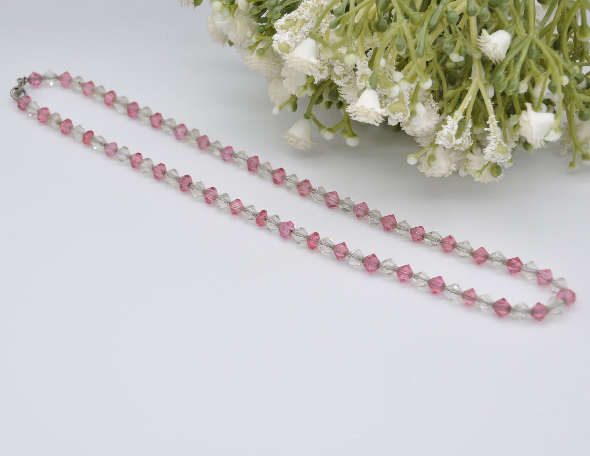 Vintage Art Deco Glass Bead Necklace - Faceted Pink & Clear Glass Beaded Necklace / Original Chain / Sparkly Choker / C-Clasp / Diamond Bead