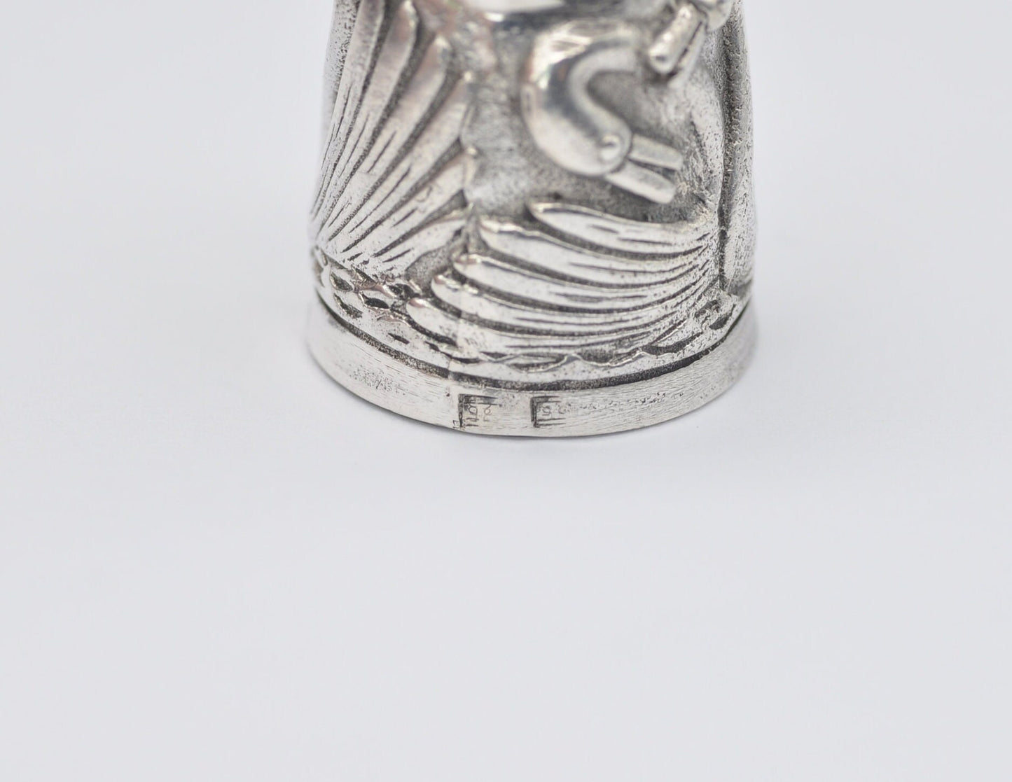 Vintage Sterling Silver Swan Thimble - 13 | Bird | Animal | Crafts | Detailed | Patterned | Silverware | Collectable | Collection