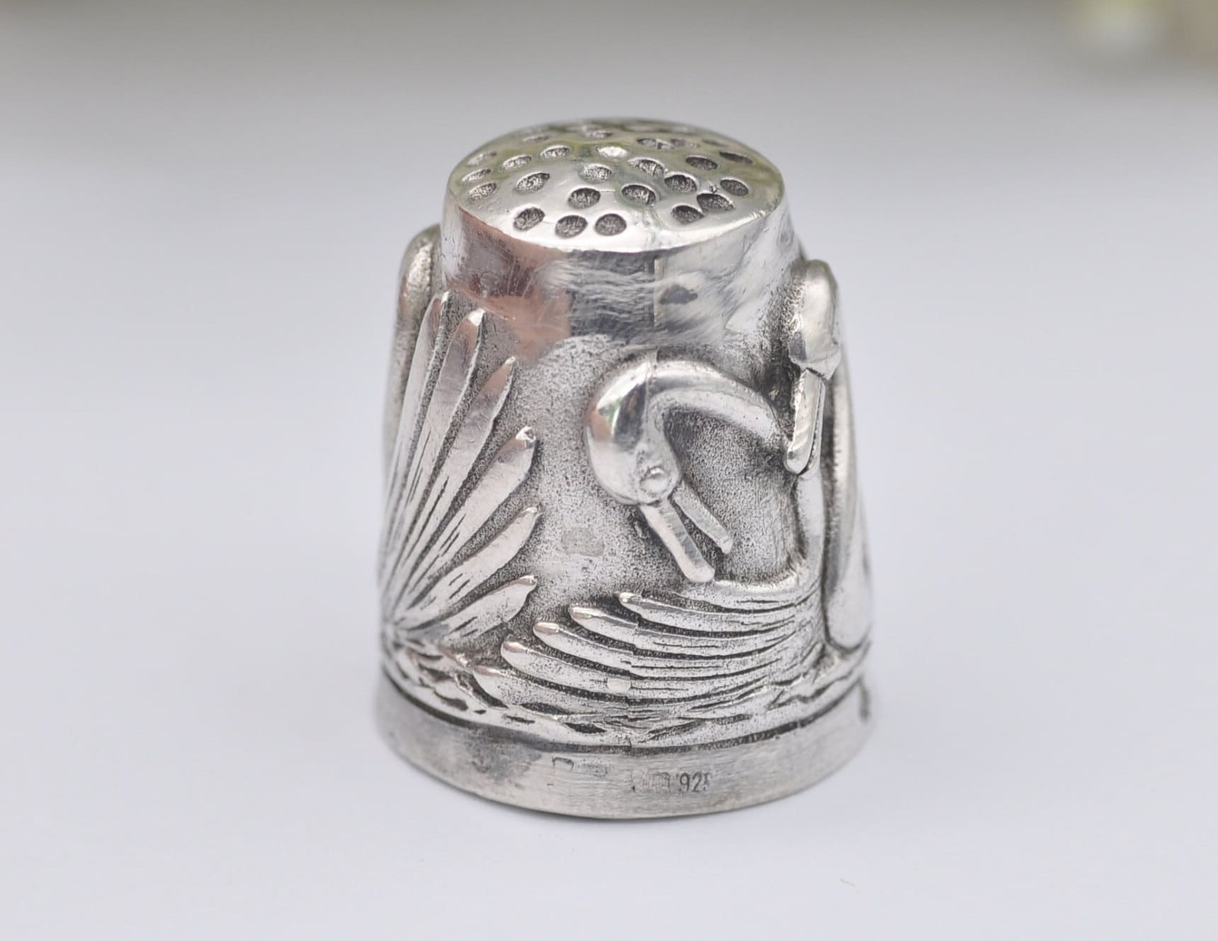 Vintage Sterling Silver Swan Thimble - 13 | Bird | Animal | Crafts | Detailed | Patterned | Silverware | Collectable | Collection
