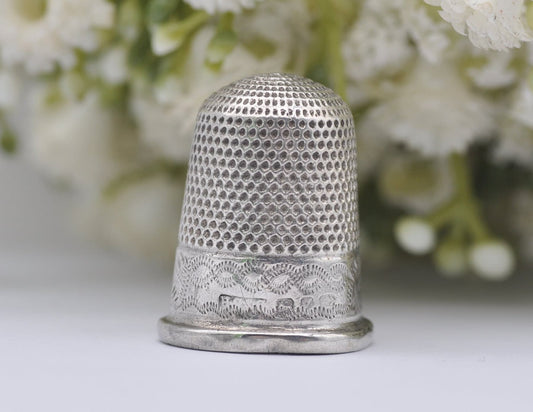 Antique HG&S Foliate Thimble - Henry Griffith and Sons Ltd | Floral | Sewing | Detailed | Patterned | Sterling Silver