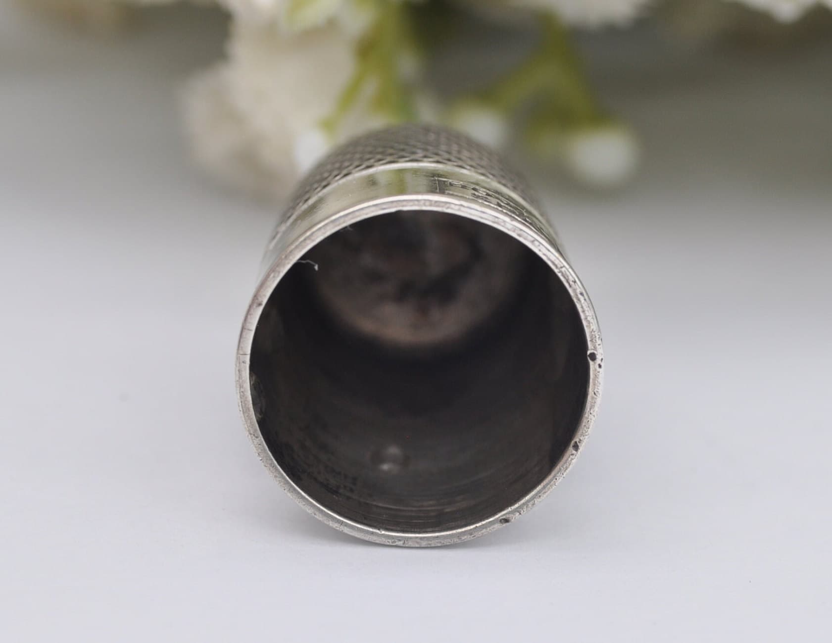 Vintage HG&S Royal Spa Thimble - Henry Griffith and Sons Ltd | 1928 | 18 | Sewing | Detailed | Patterned | Sterling Silver