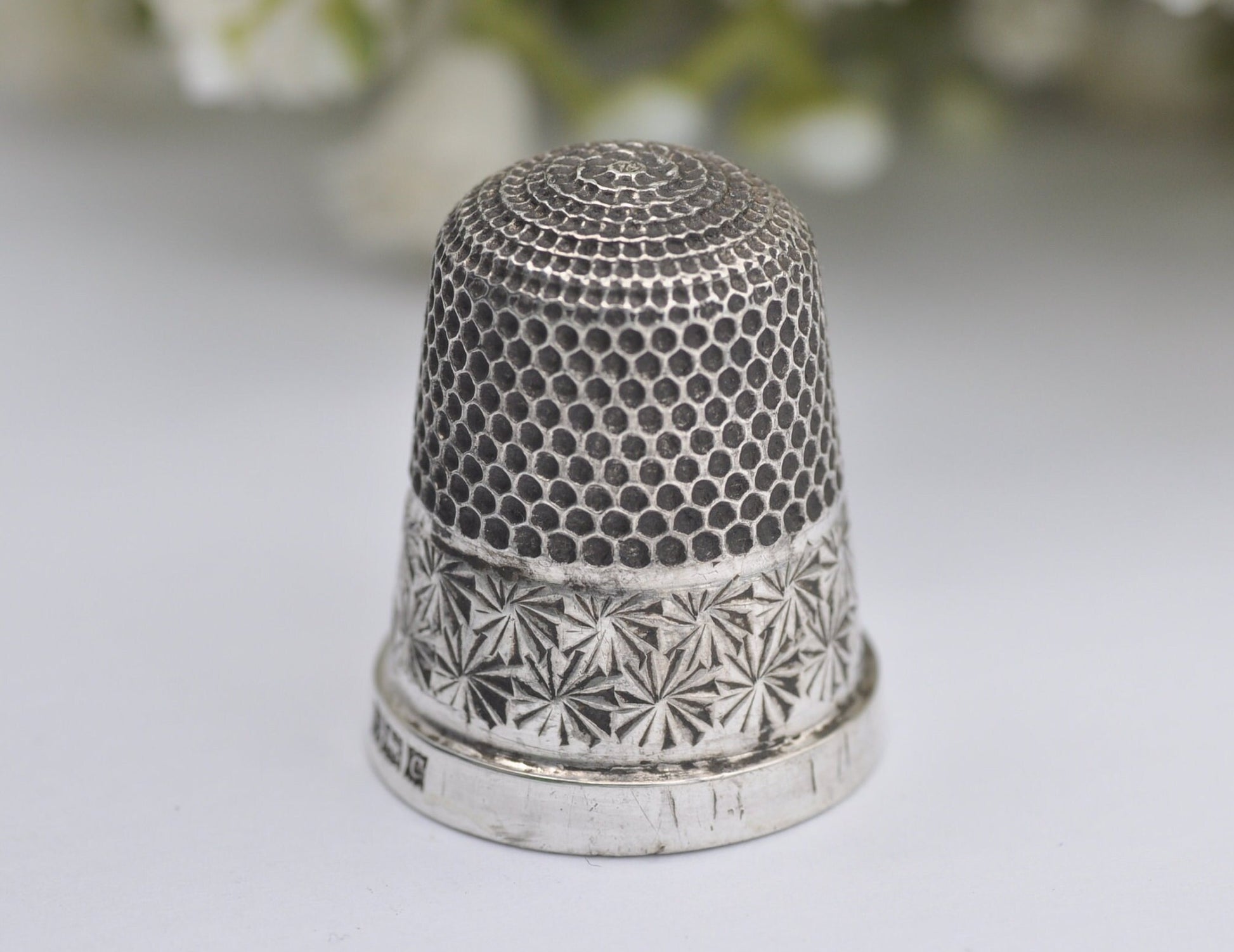 Vintage HG&S Thimble - Henry Griffith and Sons Ltd | 1952 | 18 | Floral | Flower | Sewing | Detailed | Patterned | Sterling Silver
