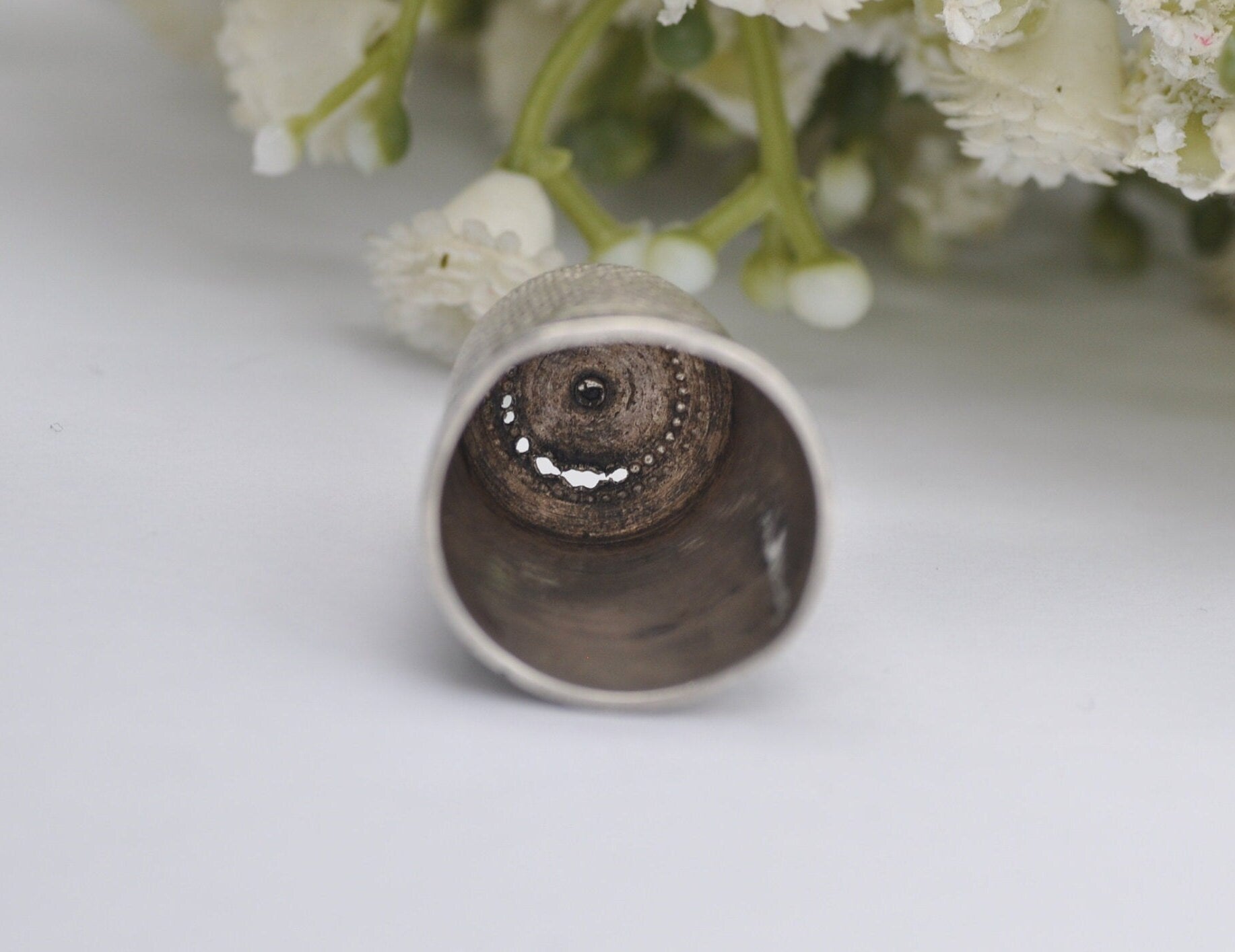 Vintage James Walker Thimble - Birmingham | The London Jeweller | Sterling Silver | 17 | 1928