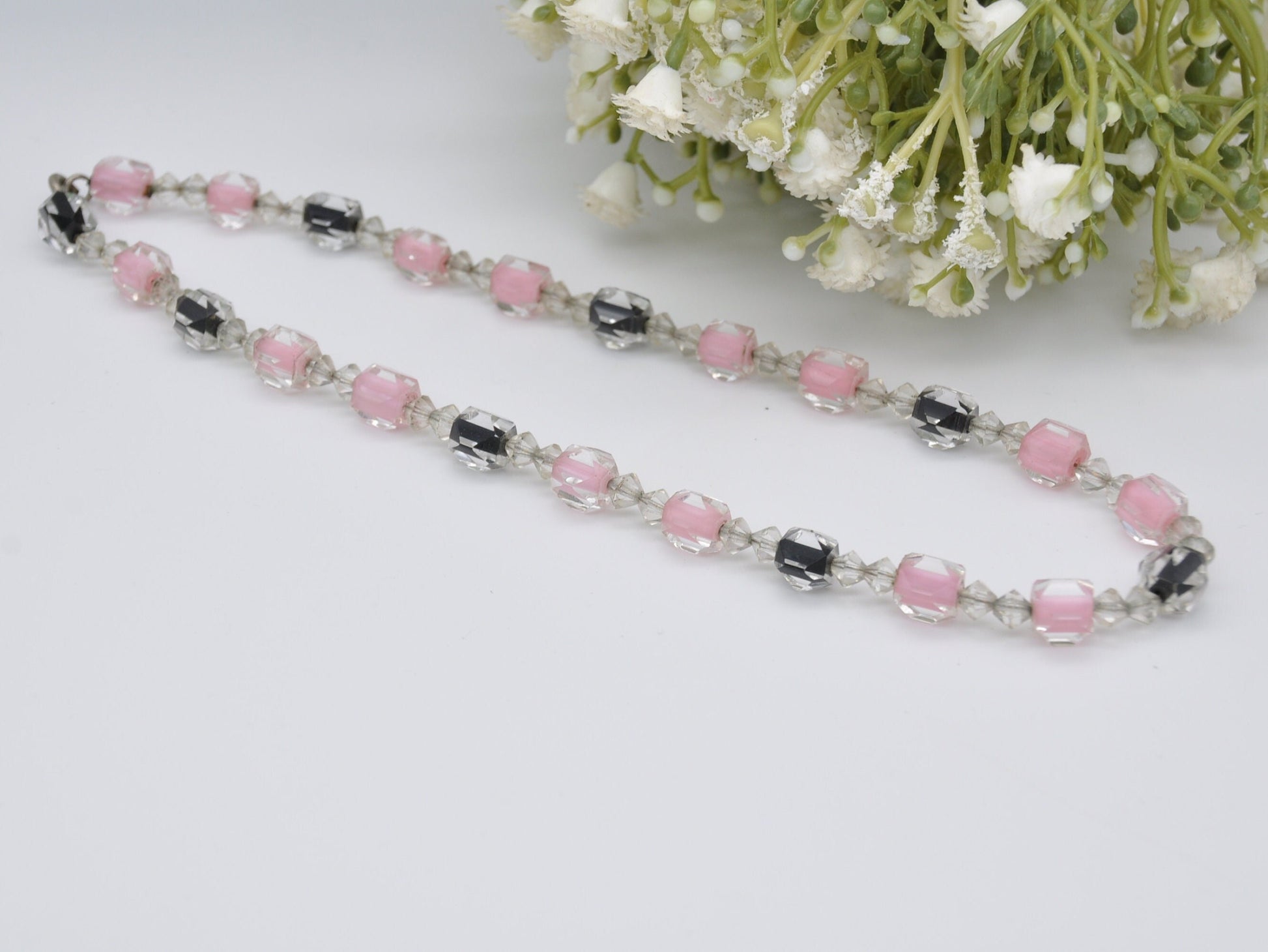 Vintage Art Deco Czech Glass Bead Necklace - Pastel Pink & Black / Faceted Glass / Colour / Beaded Necklace / Original Chain / Plastic