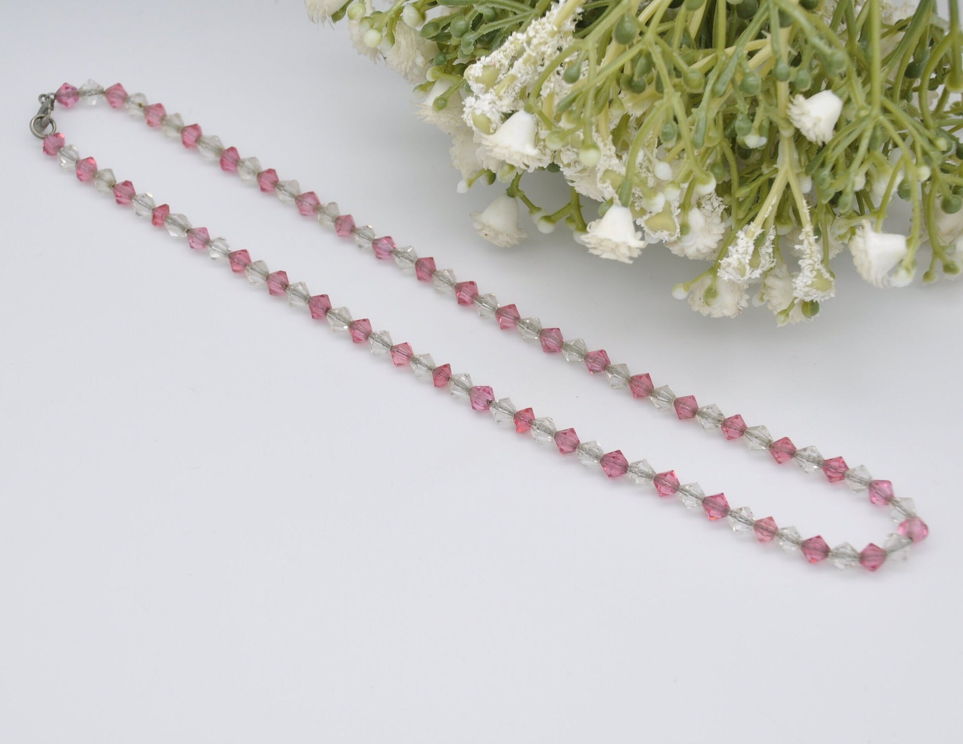 Vintage Art Deco Glass Bead Necklace - Faceted Pink & Clear Glass Beaded Necklace / Original Chain / Sparkly Choker / C-Clasp / Diamond Bead