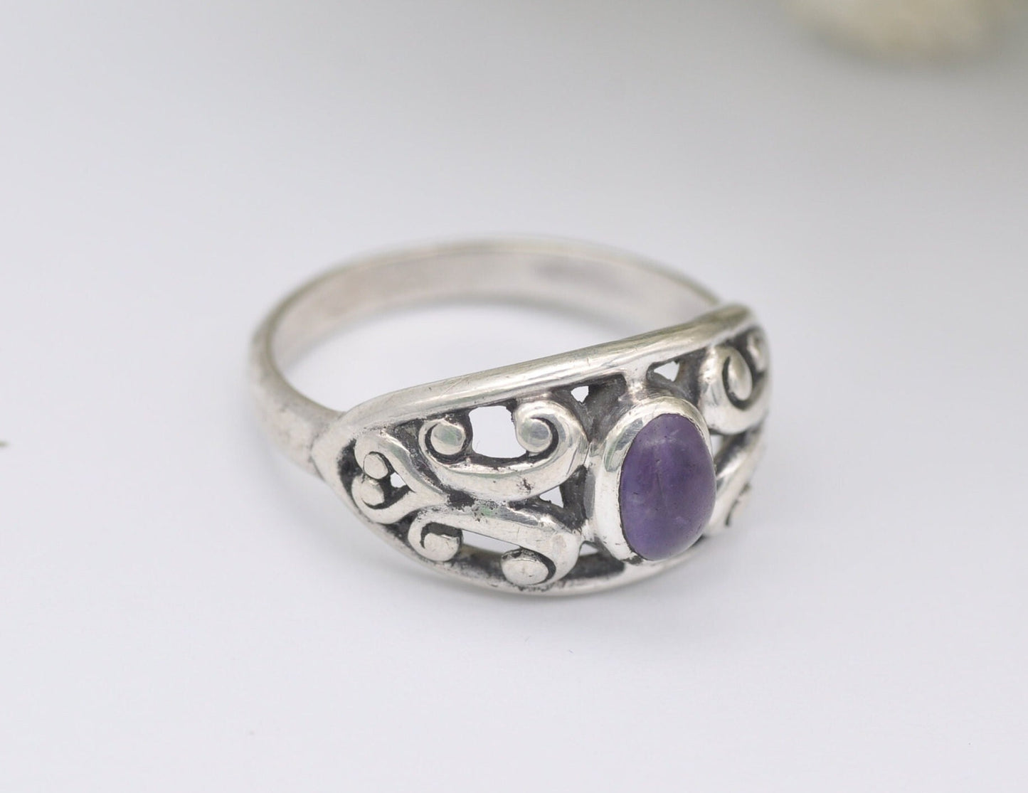 Vintage Sterling Silver Amethyst Celtic Ring - Statement / Scottish / Irish / Patterned / 925 / UK Size - M / US Size - 6 1/4