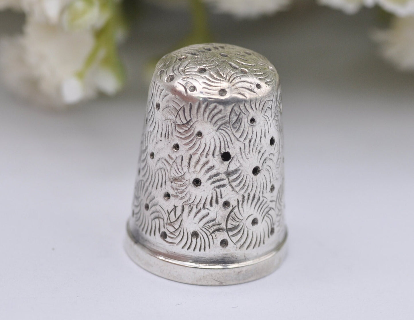 Antique James Fenton Thimble - 1917 | J.F | Sewing | Floral | Detailed | Patterned | Silverware | Collectable | Collection