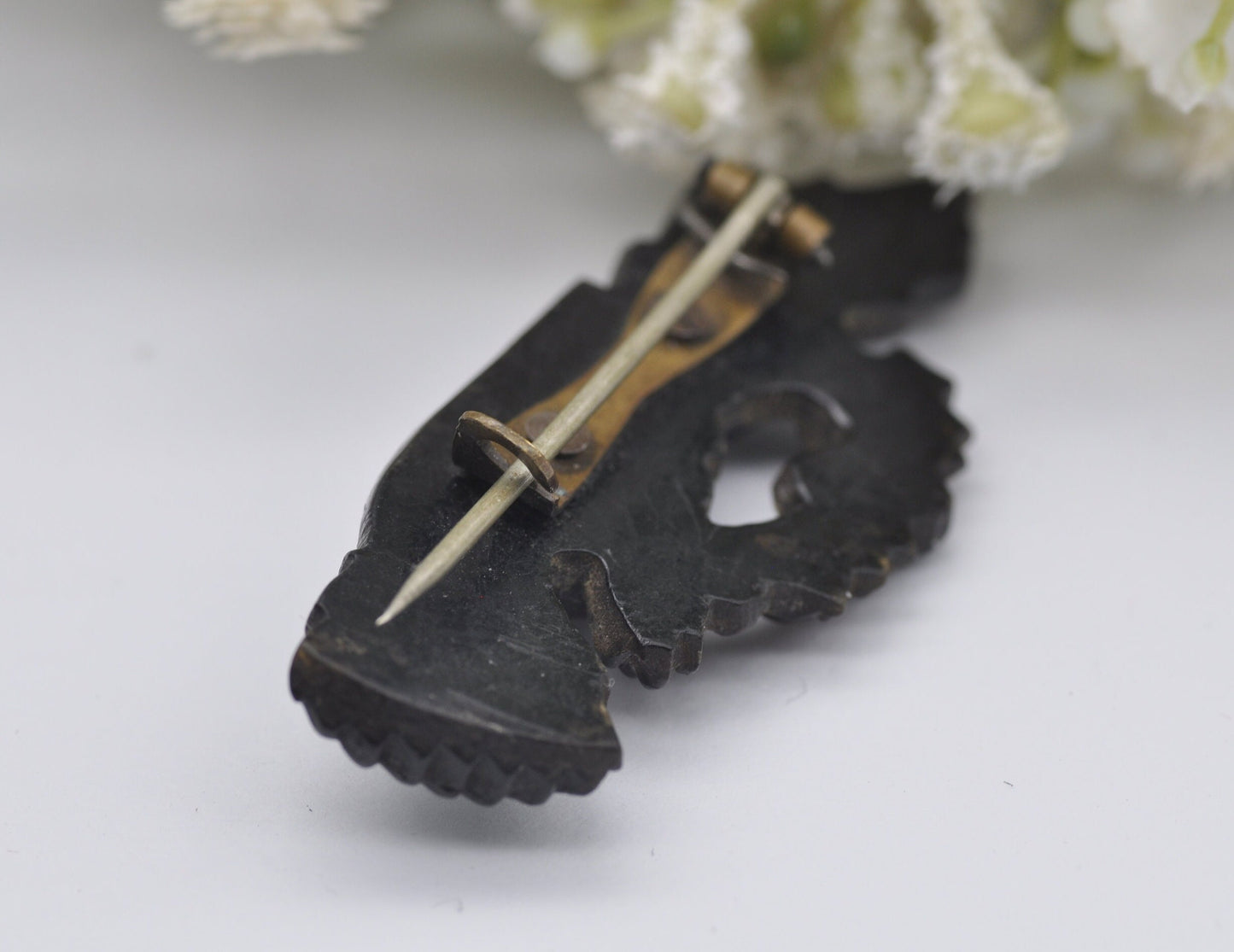 Victorian Jet Mourning Hand Brooch - Floral / Wreath / Antique / Pin / Detailed / Collectors / Black