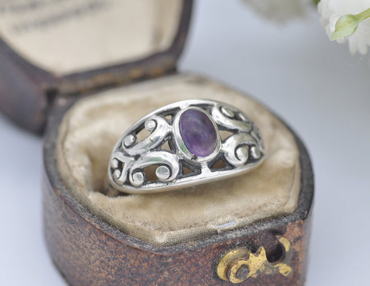 Vintage Sterling Silver Amethyst Celtic Ring - Statement / Scottish / Irish / Patterned / 925 / UK Size - M / US Size - 6 1/4