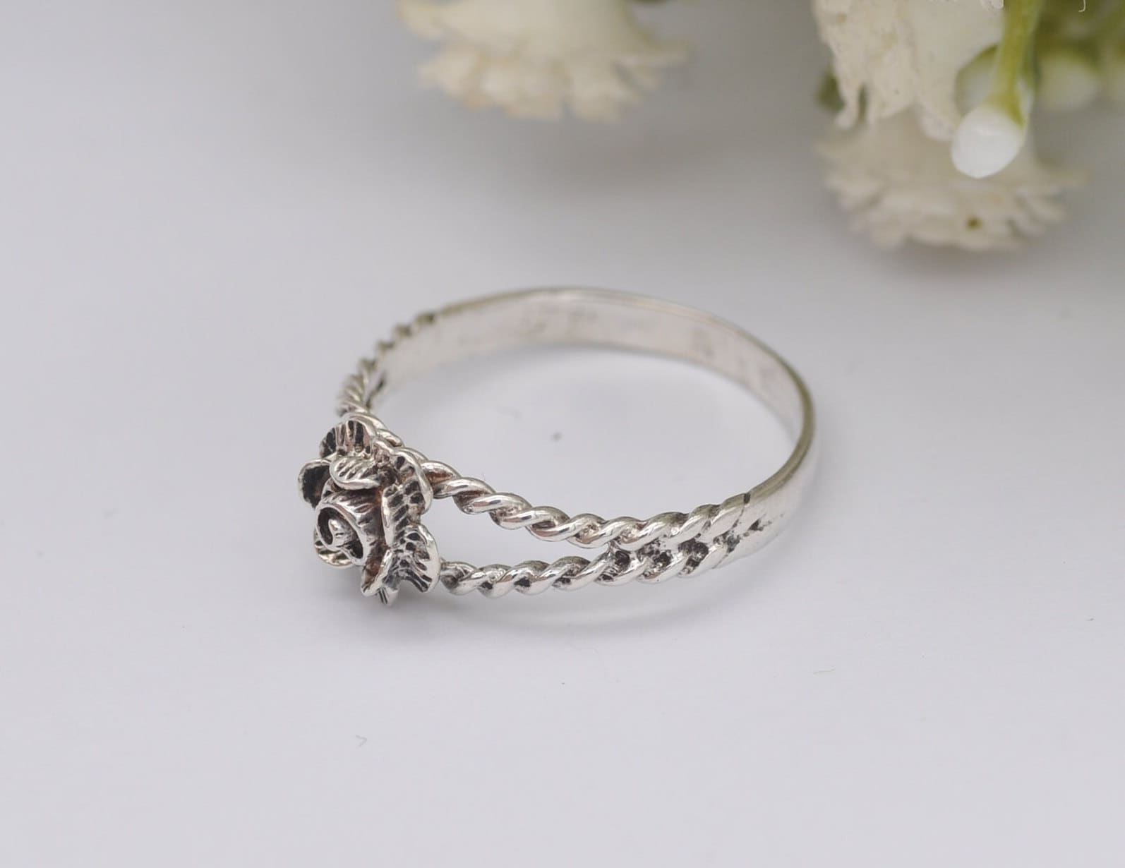 Vintage Sterling Silver Rose Ring - Modernist / Flower / Floral / UK Size - O / US Size - 7