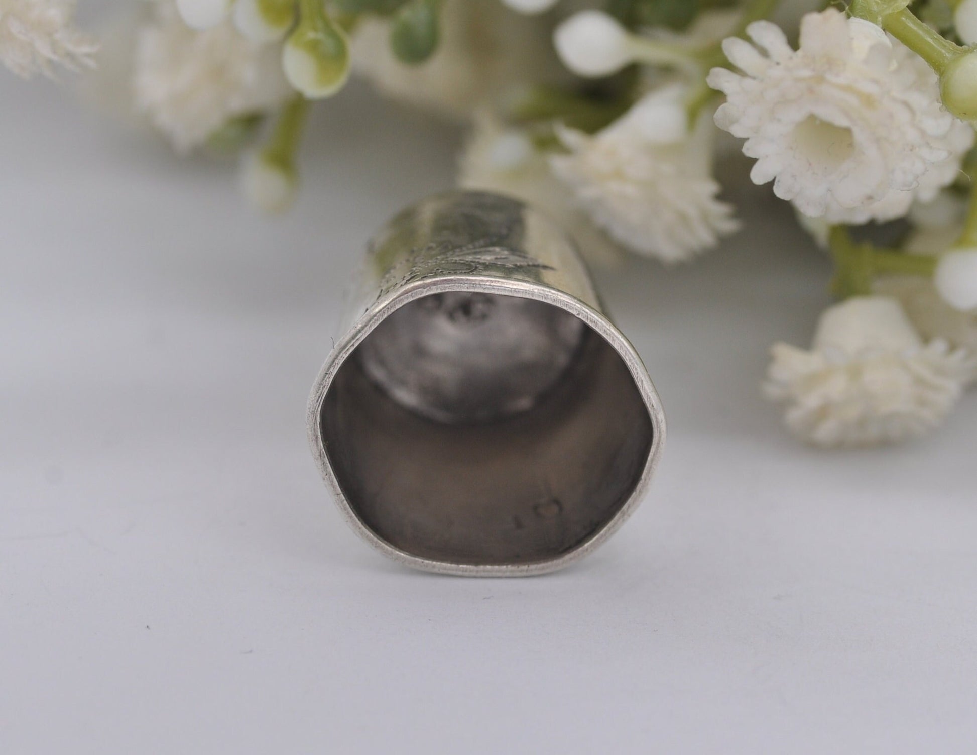 Vintage 813 H Silver Thimble - 1928 | 10 | Finland | Finnish | Etching | Sewing | Crafts | Detailed | Silverware | Collectable | Collection