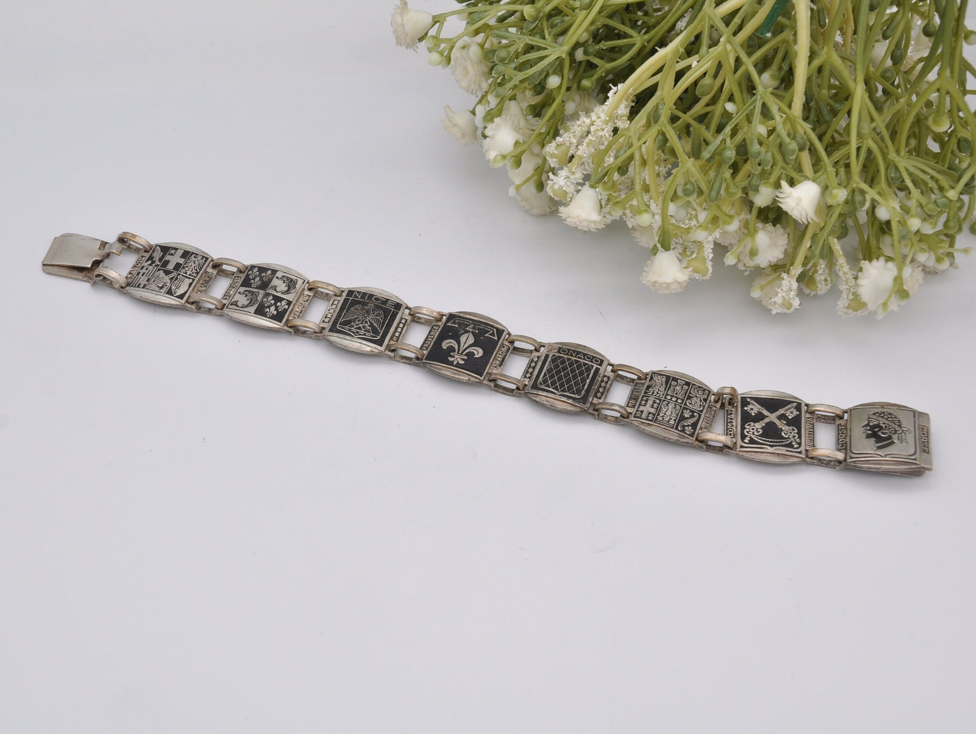 Vintage Silver Tone France Cities Travel Bracelet - Islands / Europe / Panel / Nice / Corse / Comtat / Monaco / Costume Jewellery