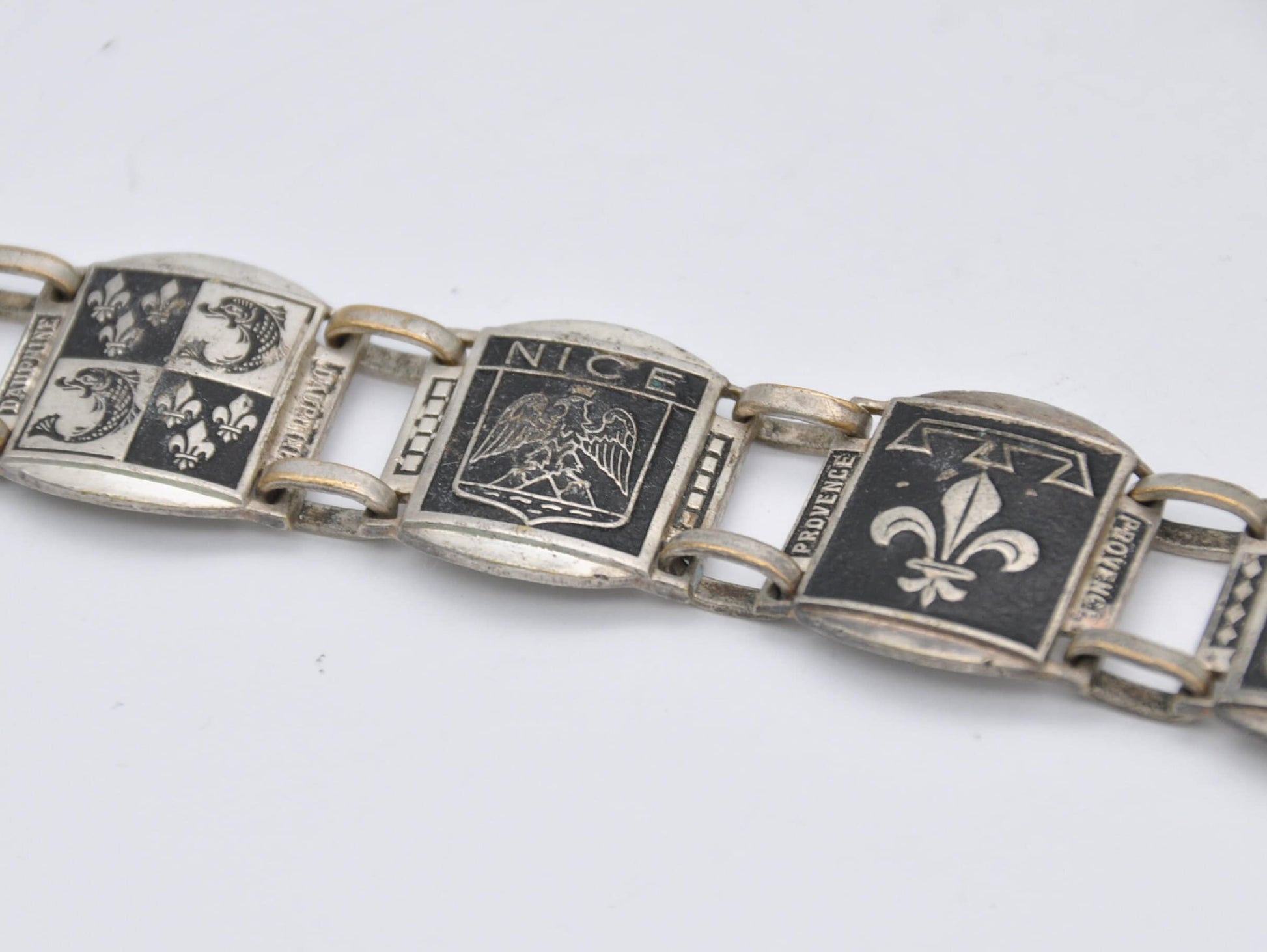 Vintage Silver Tone France Cities Travel Bracelet - Islands / Europe / Panel / Nice / Corse / Comtat / Monaco / Costume Jewellery
