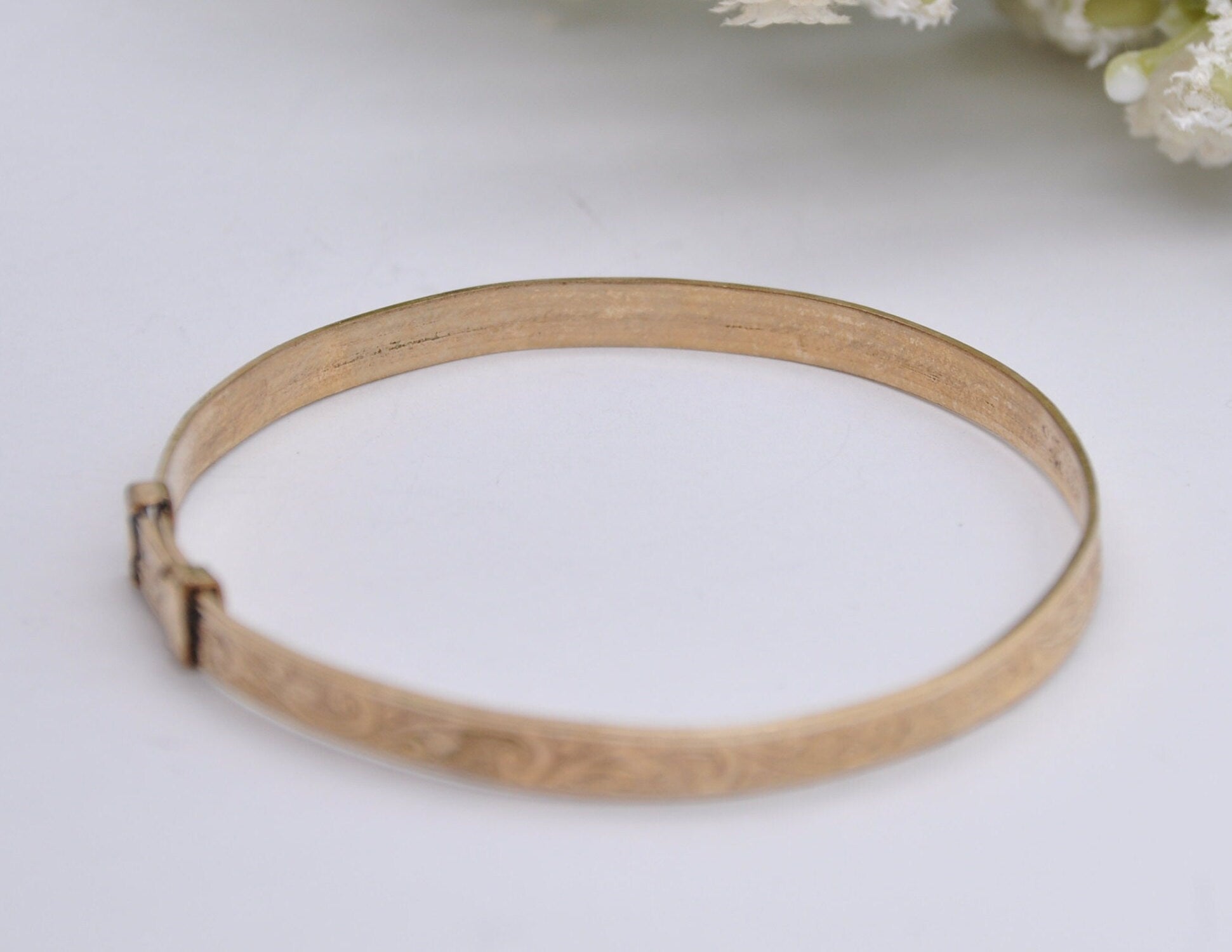 Vintage HG&S 9ct Rolled Gold Bangle Bracelet - Expanding | Child | Baby | Etched | Floral | Foliate | Leaf | Henry Griffith and Sons