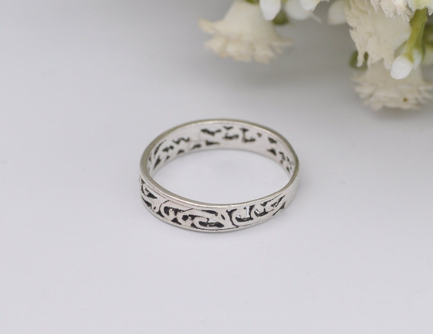 Sterling Silver Celtic Band Ring - Elegant | Scrolling | UK Size - N | US Size - 6 3/4