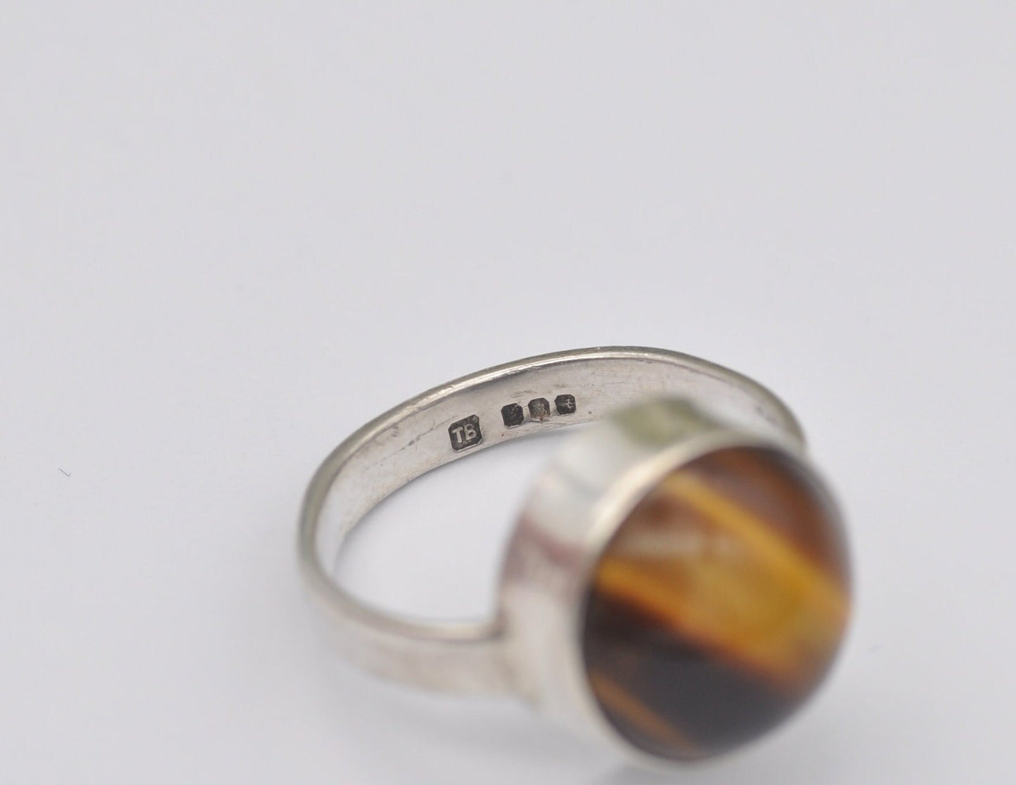Silver and Tiger's Eye Mid-Century Ring 1975 Vintage - Edinburgh Thomas Buchanan / Retro / Scottish / Cabochon / UK Size - L 1/2 US Size - 6