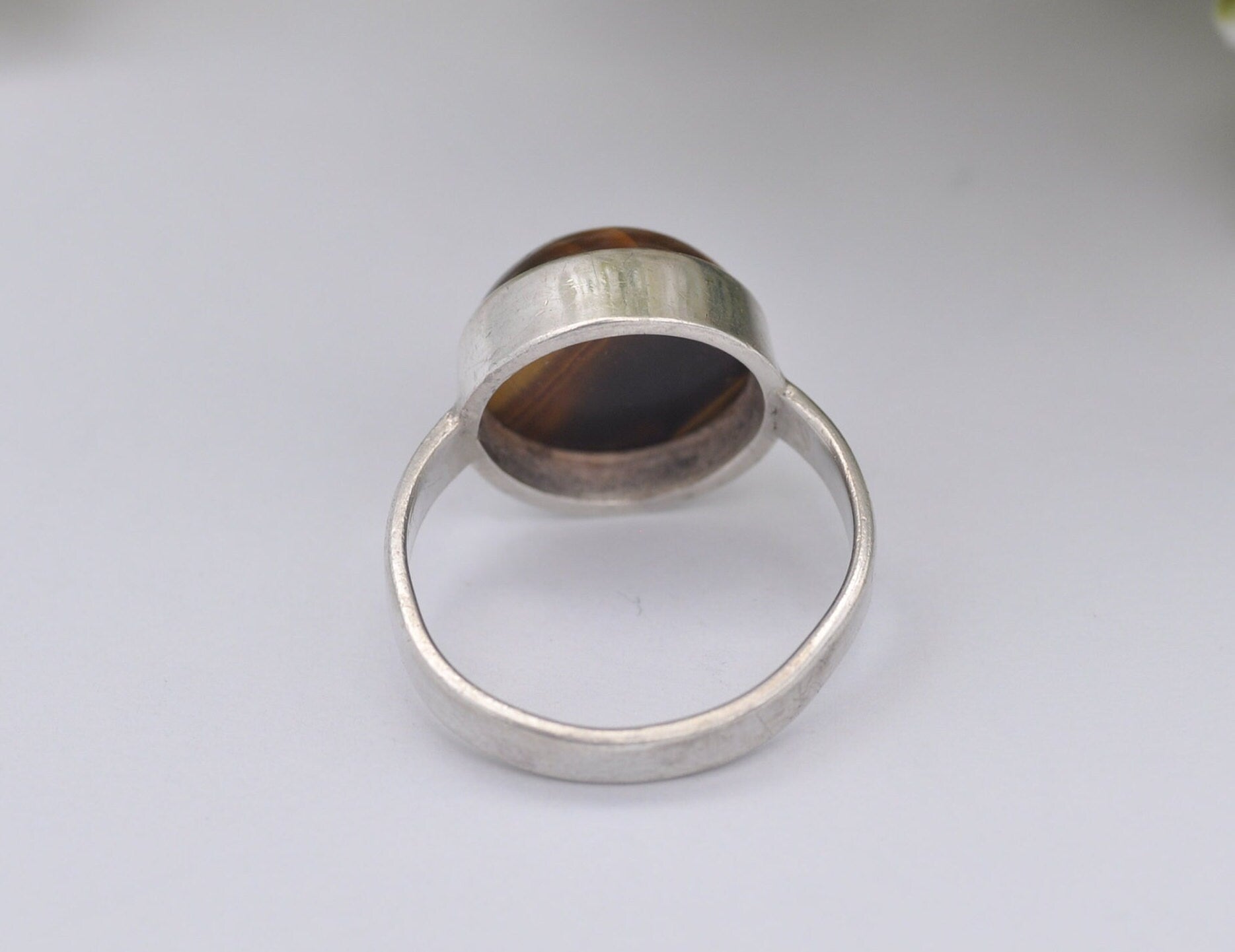Silver and Tiger's Eye Mid-Century Ring 1975 Vintage - Edinburgh Thomas Buchanan / Retro / Scottish / Cabochon / UK Size - L 1/2 US Size - 6