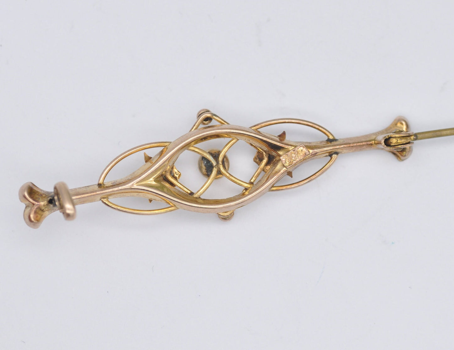 Edwardian 9ct Gold Brooch - Antique Gold / Floral Brooch Detailed / Ball and Lily Bar Brooch / Leaves / Pin