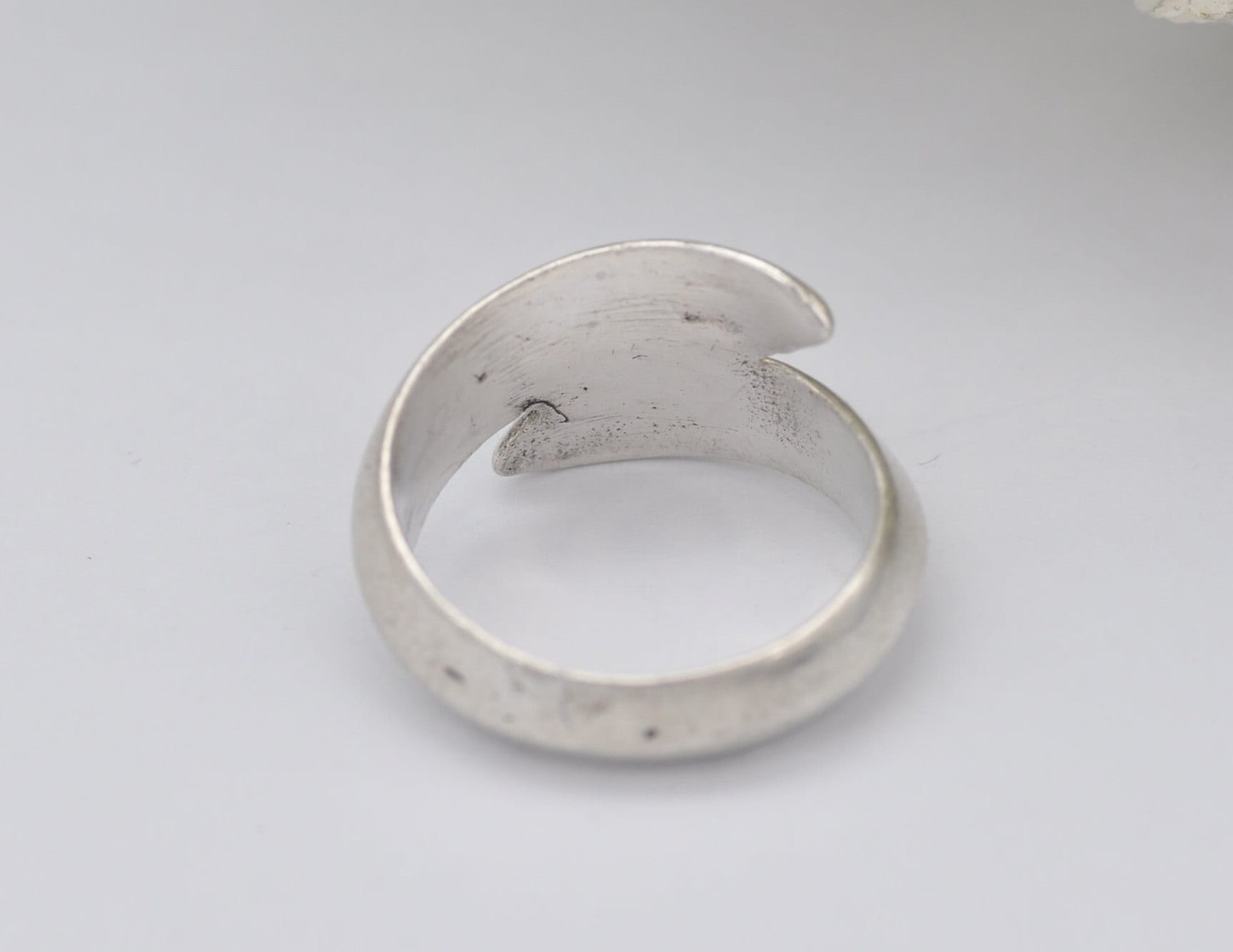 Sterling Silver Bypass Ring - Statement / Minimalist / Vintage Modernist / Crossover Twist / Chunky / Unisex / UK Size - L / US Size - 5 3/4