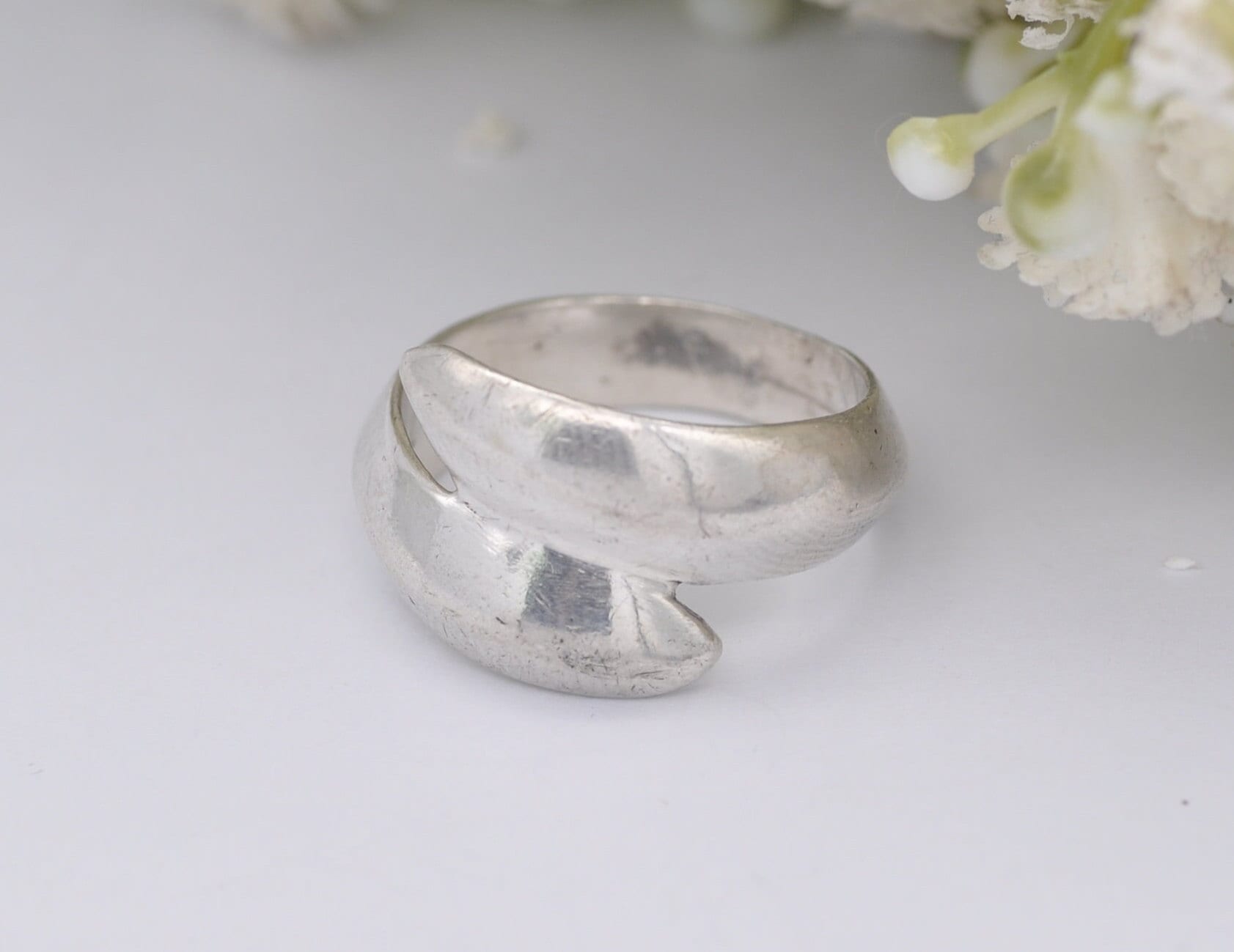 Sterling Silver Bypass Ring - Statement / Minimalist / Vintage Modernist / Crossover Twist / Chunky / Unisex / UK Size - L / US Size - 5 3/4