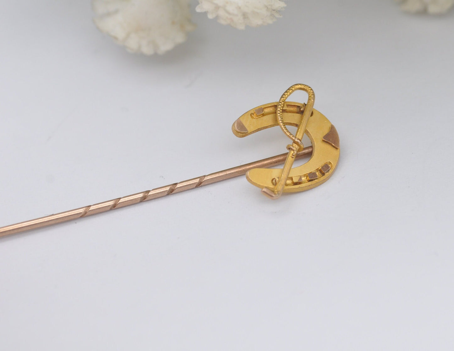 Antique Gold Horseshoe Stick Pin - Victorian 9ct Gold / Riding Crop and Horseshoe / Tie or Lapel Pin / Gift for Horse Rider / Hunting Brooch