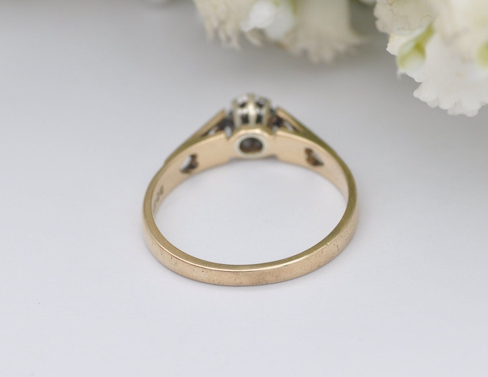 Vintage 9ct Gold and Diamond Solitaire Ring - 1985 London | 375 9K | Engagement Ring | Heart Shoulder | 1980 | UK Size - N | US Size - 6 3/4