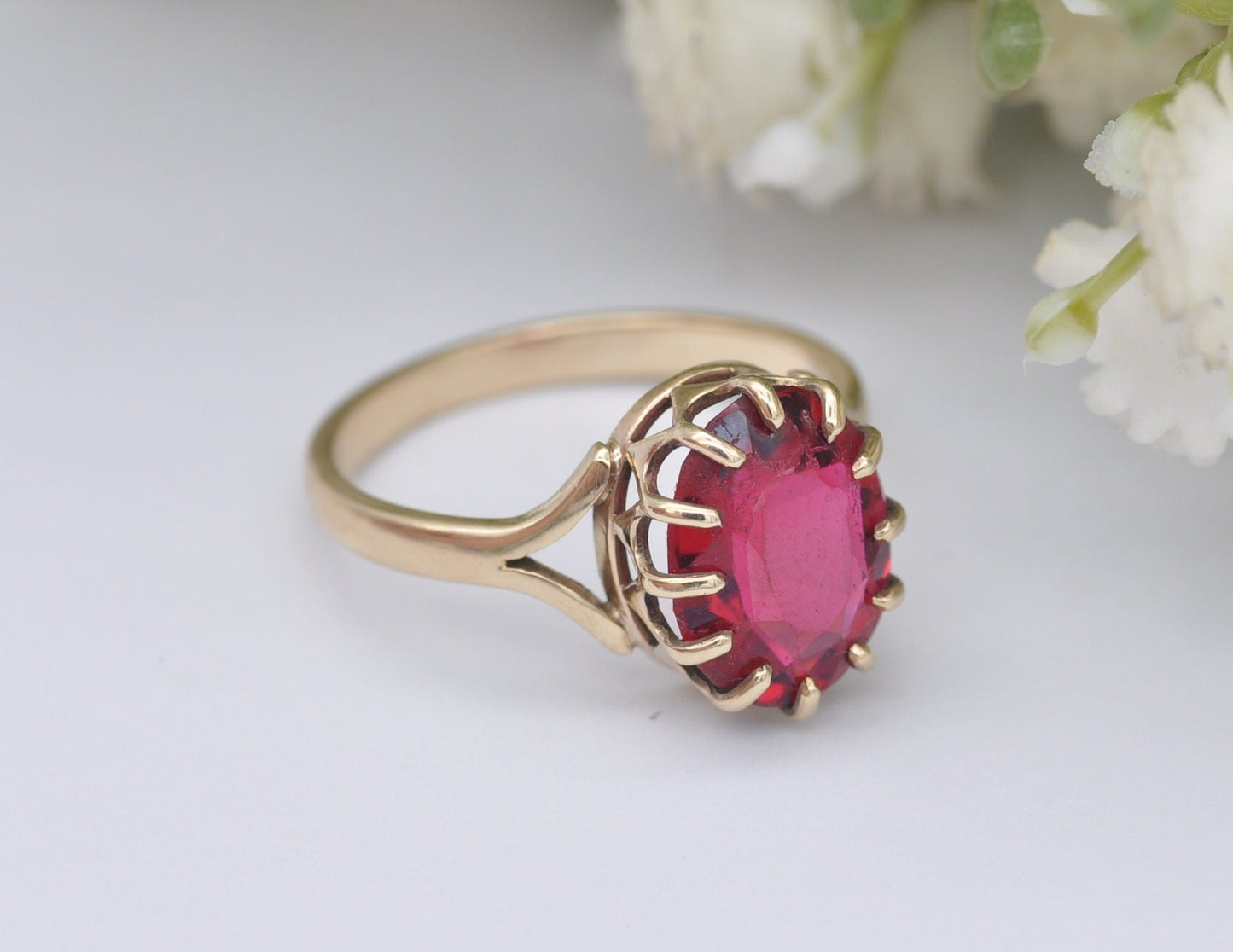 9ct Gold & Ruby Paste Cocktail Ring - Vintage Mid-Century | 9K 375 | Statement | Red Stone | Statement Solitaire | UK Size - Q | US Size - 8