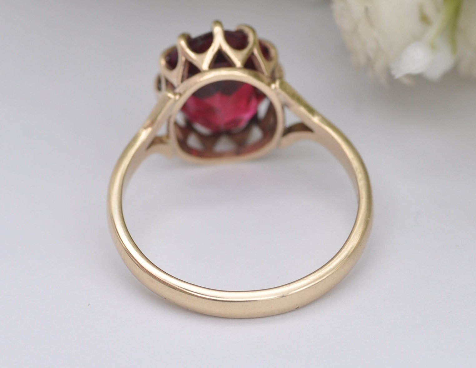 9ct Gold & Ruby Paste Cocktail Ring - Vintage Mid-Century | 9K 375 | Statement | Red Stone | Statement Solitaire | UK Size - Q | US Size - 8