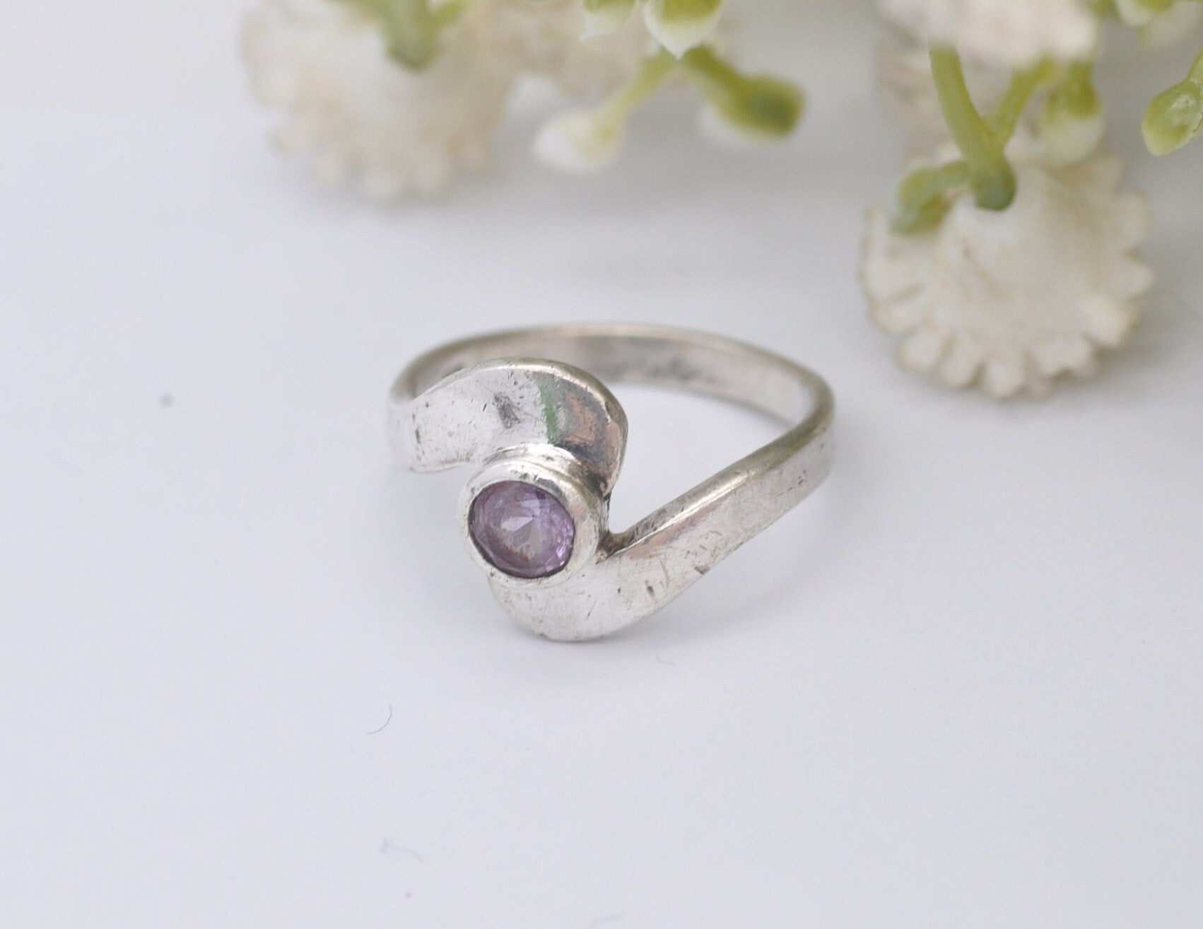 Silver Amethyst Crossover Ring - Bypass Band / Wave / Twist / 925 Sterling / Round Faceted Amethyst Stone / UK Size - H 1/2 / US Size - 4