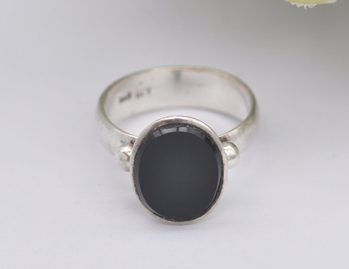Vintage Sterling Silver and Onyx Statement Ring - Chunky Cocktail / 925 / Black Oval Stone / Unisex / UK Size - N 1/2 / US Size - 7