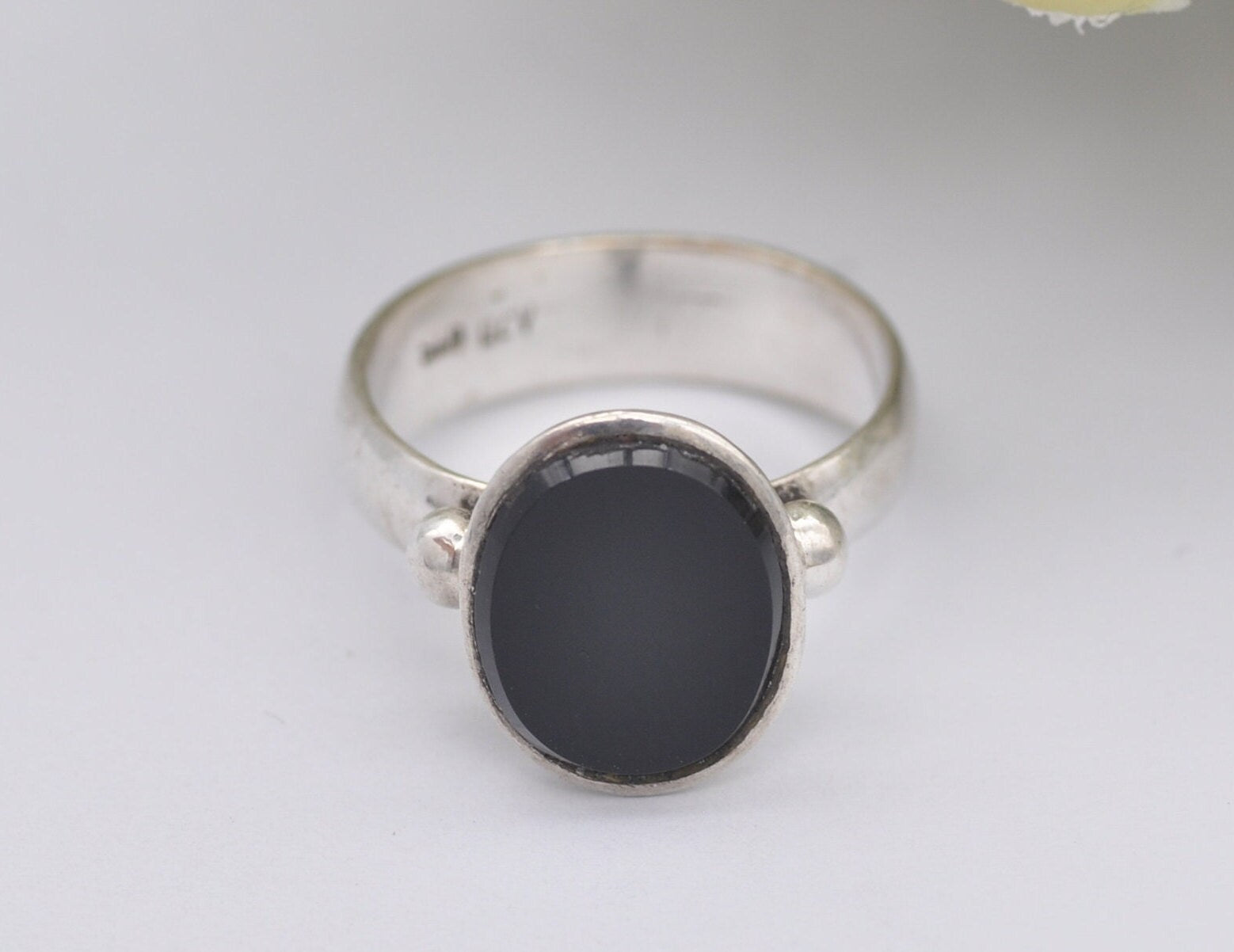 Vintage Sterling Silver and Onyx Statement Ring - Chunky Cocktail / 925 / Black Oval Stone / Unisex / UK Size - N 1/2 / US Size - 7