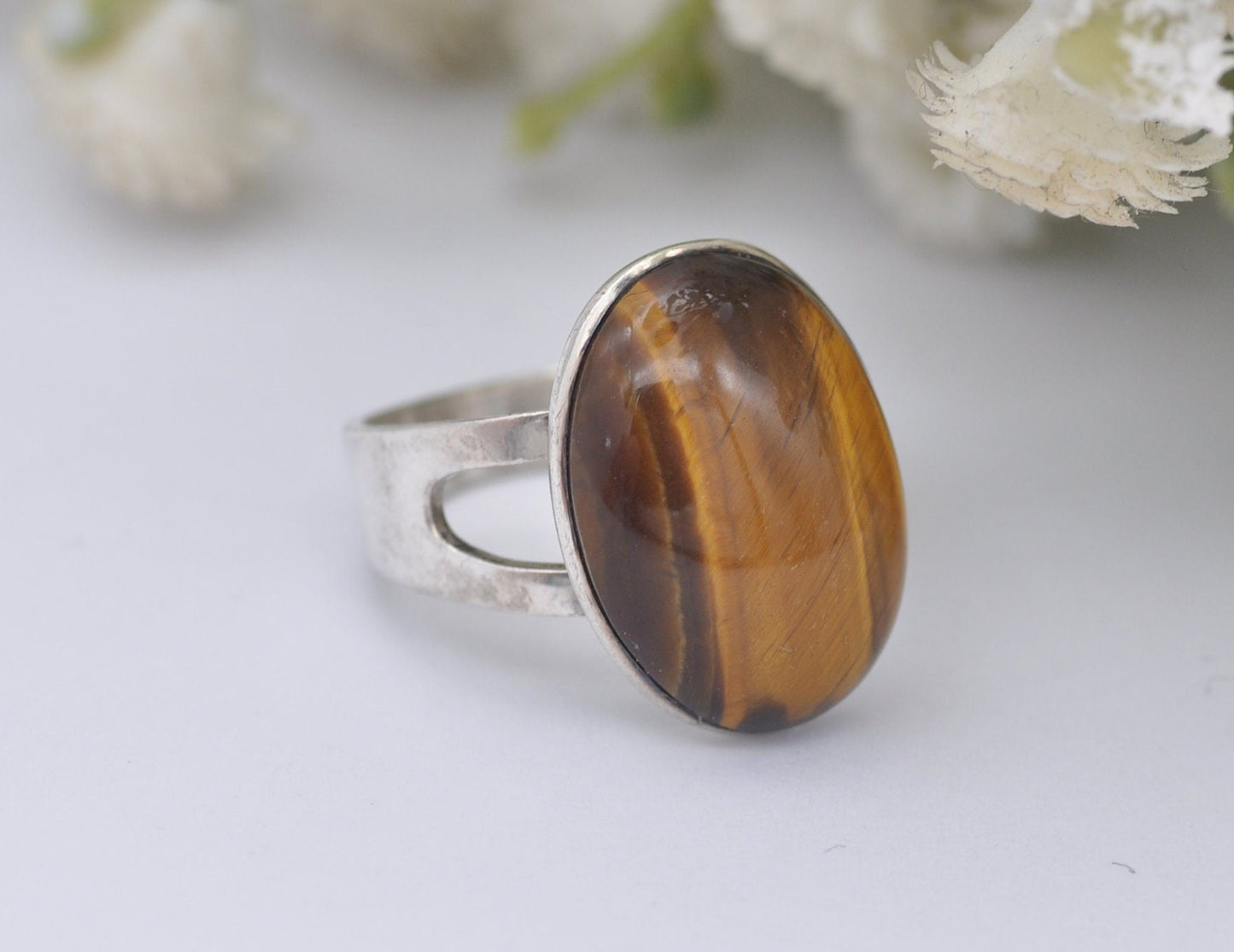 Silver and Tiger's Eye Ring Mid-Century 1971 Vintage - 925 Sterling Silver / Retro / Cabochon Gem Stone / UK Size - N 1/2 / US Size - 7