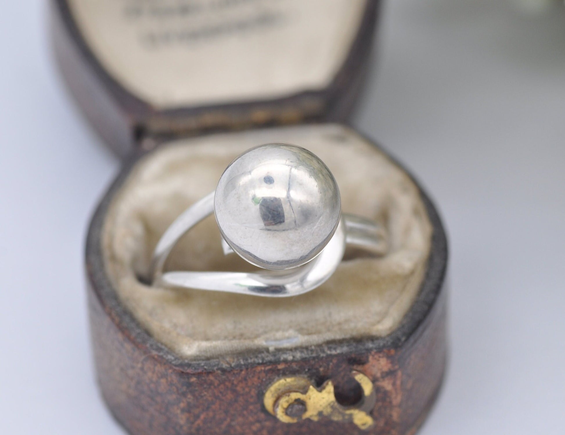 Modernist Silver Ball Ring Vintage - Large Ball Cross Band / Chunky Statement / Unisex / 3D / 925 Sterling / UK Size - N 1/2 / US Size - 7