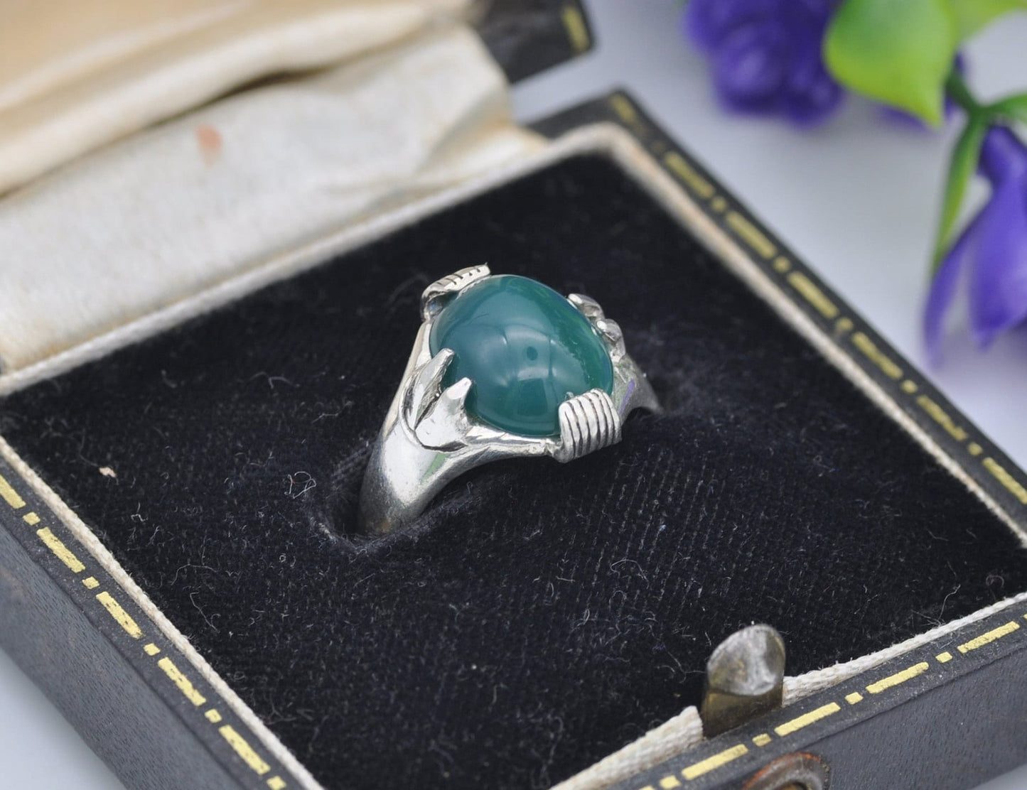 Sterling Silver & Chrysoprase Ring Vintage - Claw Set Gemstone / Mid-Century Modernist / 925 / Cabochon / UK Size - N / US Size - 6 3/4