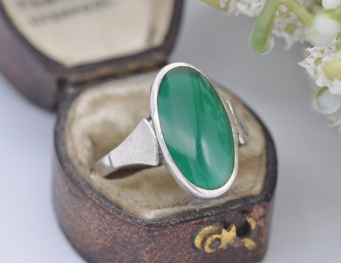 Sterling Silver & Chrysoprase Ring Vintage - Large Oval / Mid-Century Modernist Ring / 925 / Cabochon / UK Size - U 1/2 / US Size - 10 1/4