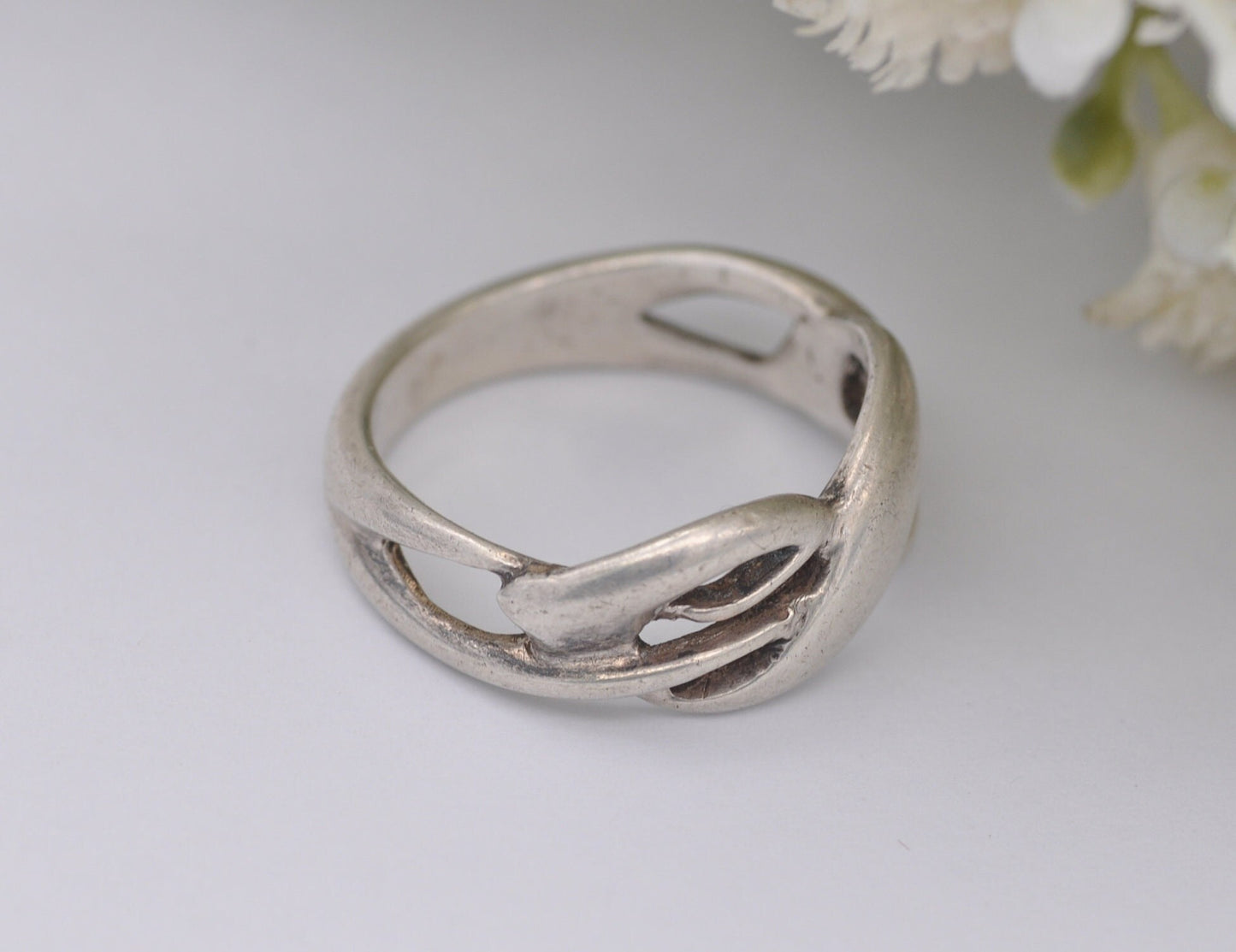 Sterling Silver Twist Ring Vintage 1993 - Minimalist Statement / Wave / Crossed Band / Gift for Her / Unisex / UK Size - N 1/2 / US Size - 7