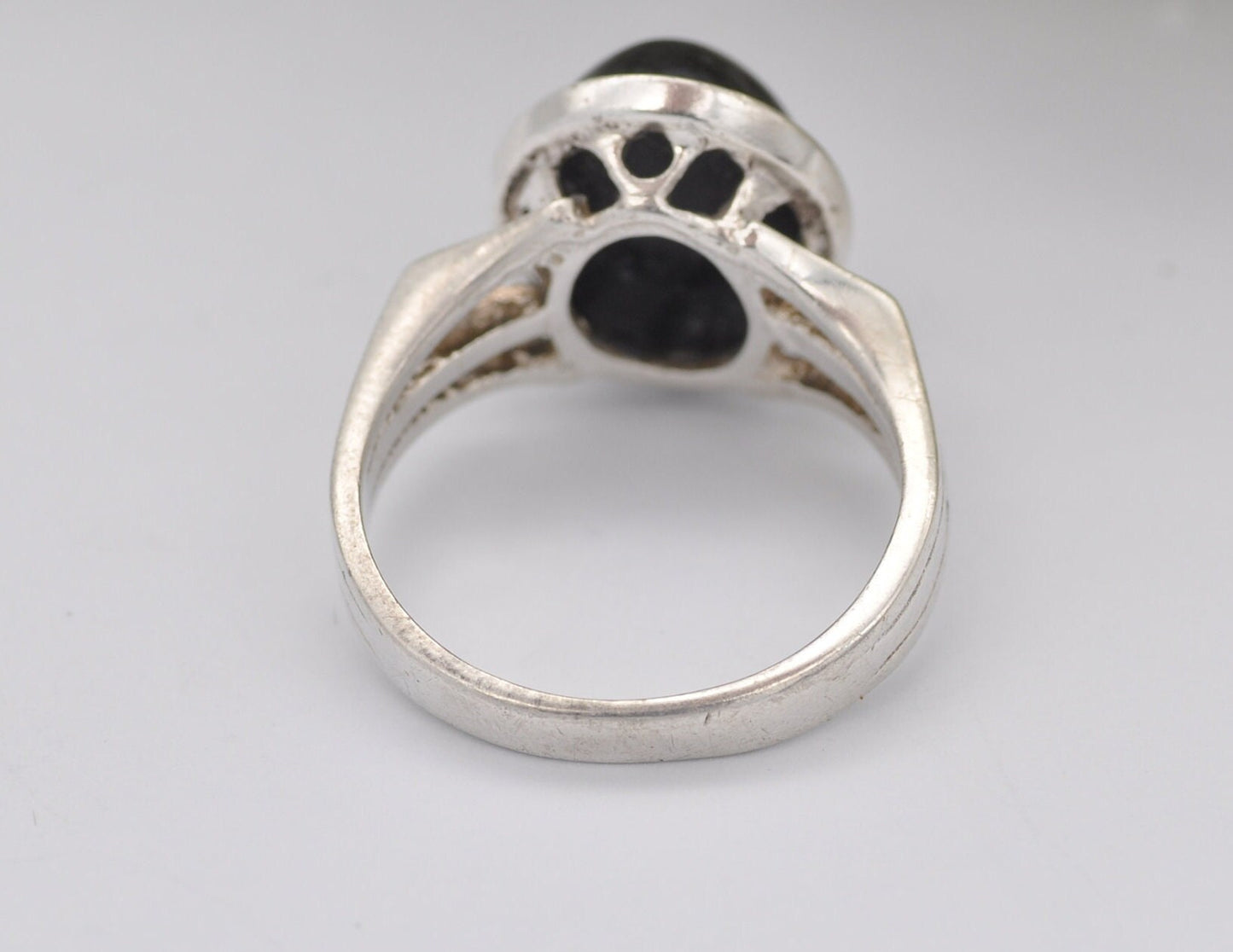 Vintage Silver and Onyx Statement Ring - 1973 / Chunky Cocktail / 925 Sterling / Black Oval Stone / Unisex / UK Size - L / US Size - 5 3/4