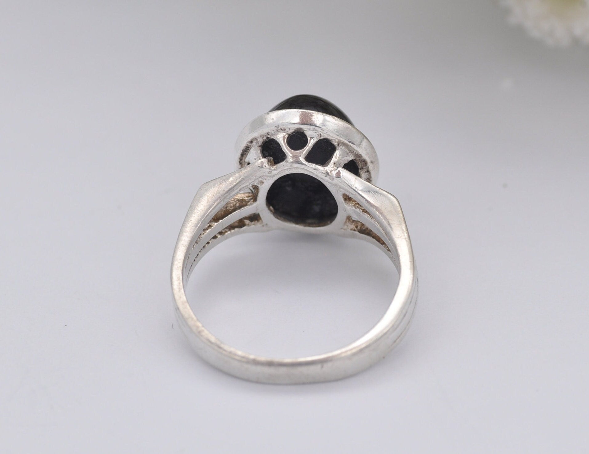 Vintage Silver and Onyx Statement Ring - 1973 / Chunky Cocktail / 925 Sterling / Black Oval Stone / Unisex / UK Size - L / US Size - 5 3/4