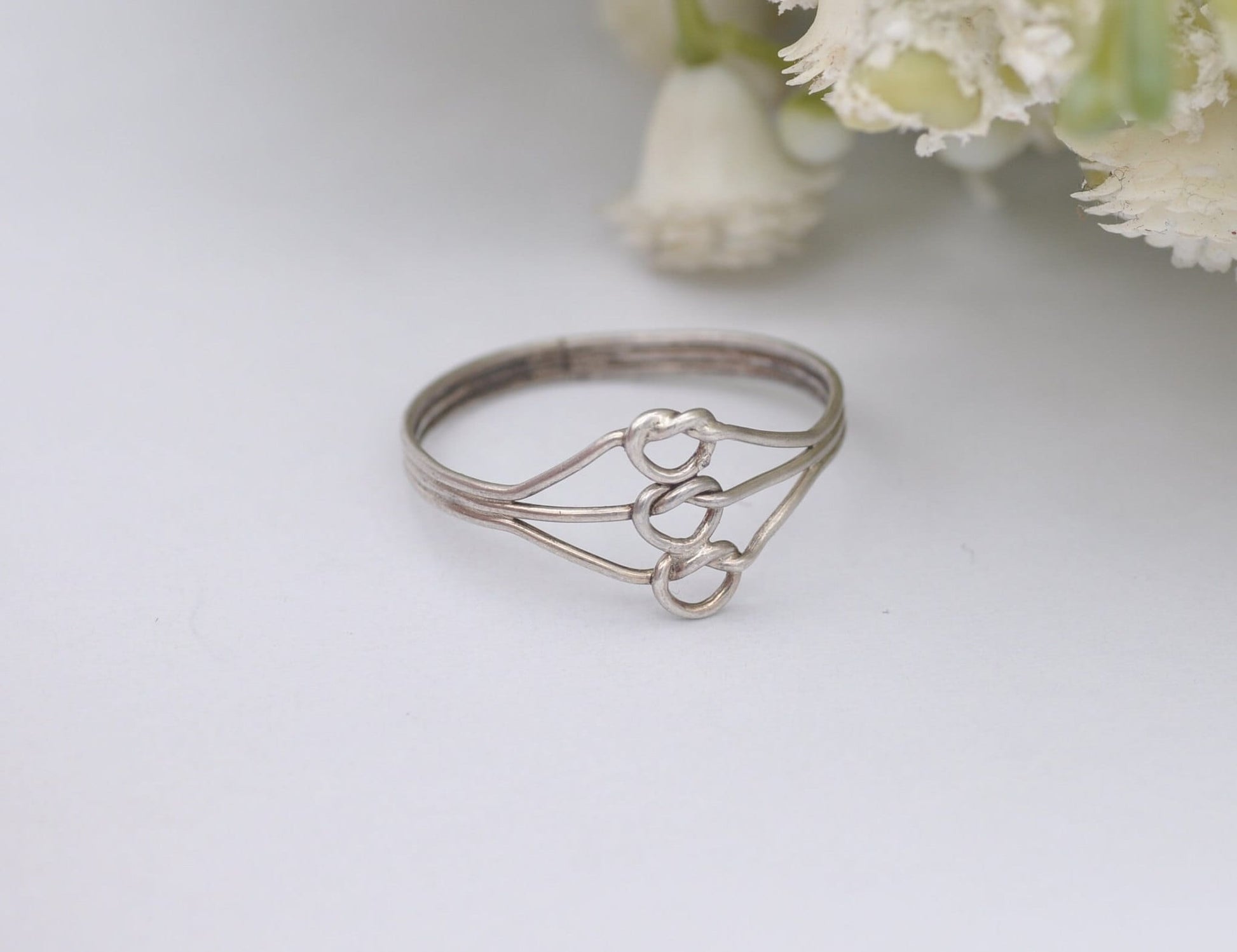 Vintage Sterling Silver Wire Ring - Knotted Silver Wirework / Three Circles / Minimalist Statement / 925 / UK Size - P 1/2 / US Size - 7 3/4