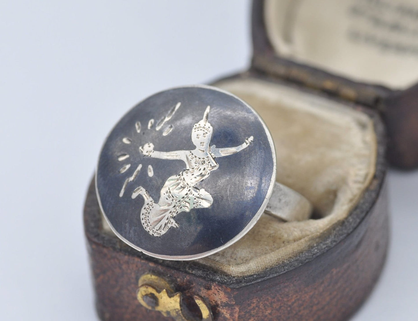 Vintage Silver Siam Ring Mekala Goddess of Lightning - UK Size - P / US Size - 7 3/4