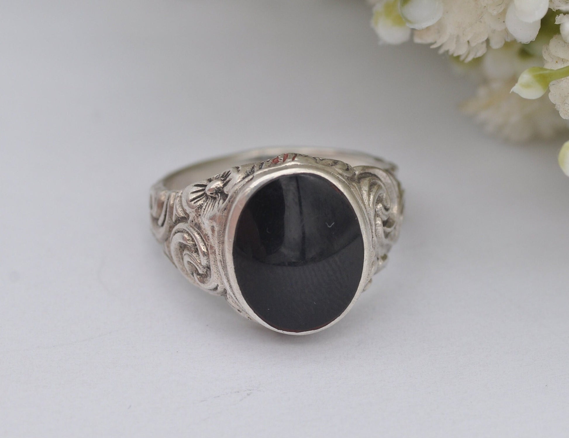 Vintage Sterling Silver Onyx Ring - UK Size - Q 1/2 / US Size - 8 1/4