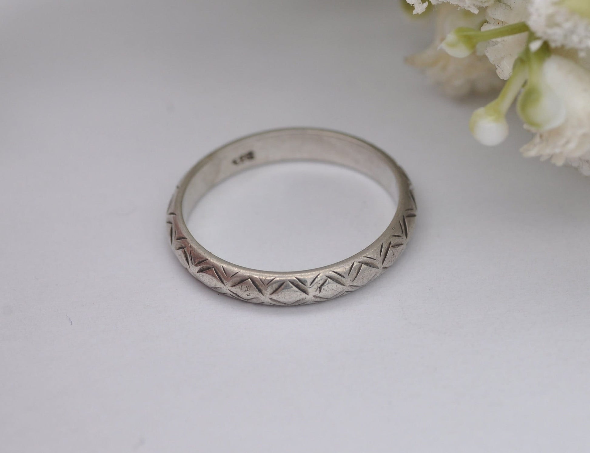 Vintage Sterling Silver Diamond Band Ring - UK Size - R 1/2 / US Size - 8 3/4