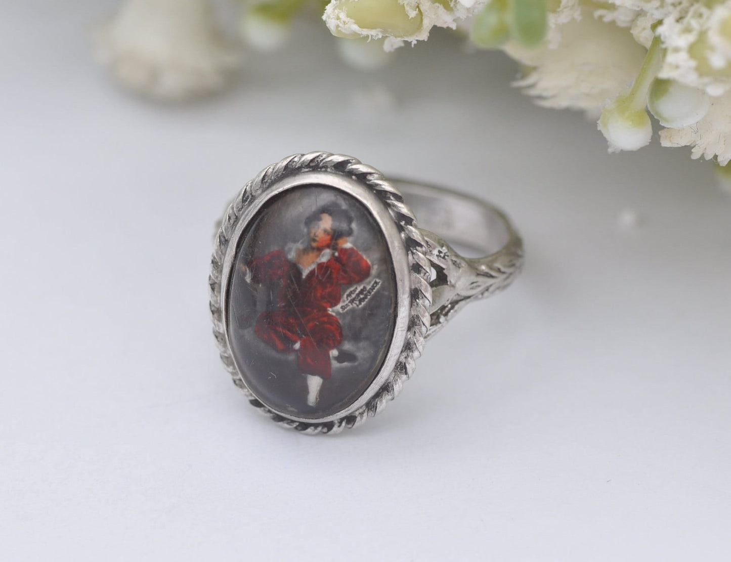 Vintage Sterling Silver Miniature Portrait Ring The Red Boy by Thomas Lawrence - UK Size - R / US Size - 8 1/2