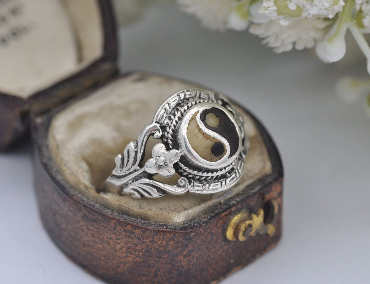 Vintage Yin and Yang Sterling Silver and Bone Ring - UK Size - S / US Size - 9