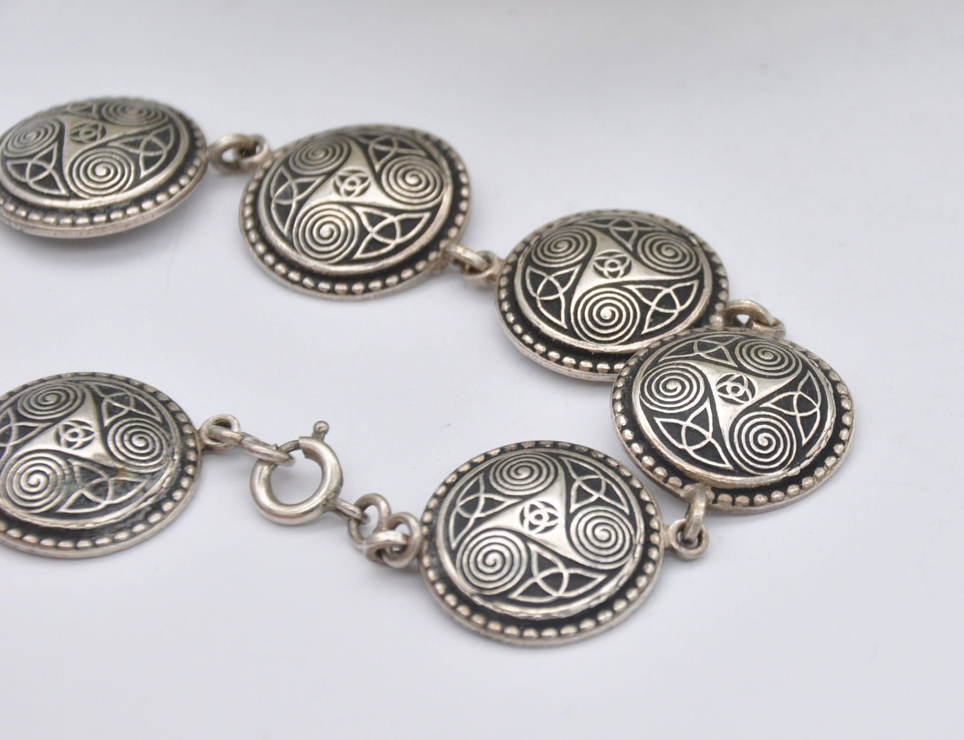 Vintage Silver Tone Breiz Bepred Kelt Bracelet - Brittany Forever | Bretagne France | Viking Style