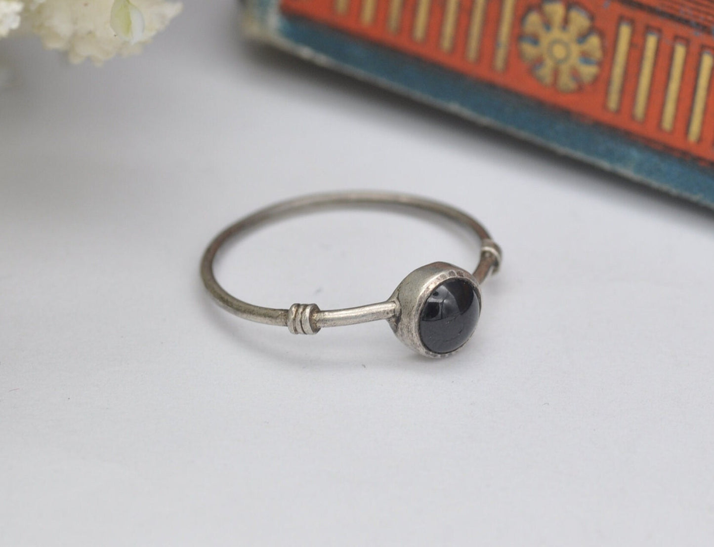 Vintage Sterling Silver Black Stone Solitaire Ring - UK Size - N 1/2 / US Size - 7