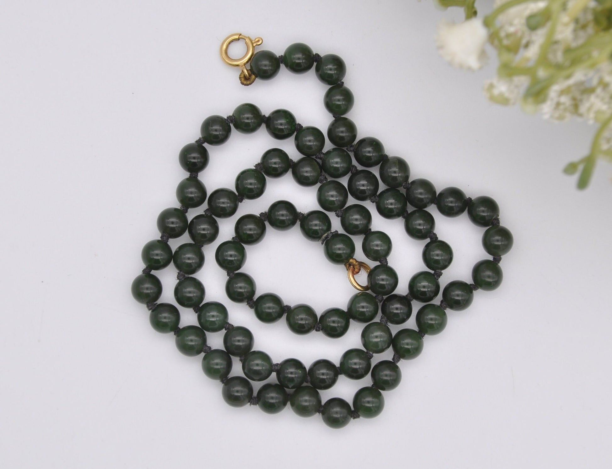 Vintage 18ct Gold Clasp Nephrite Jade Necklace - Individually Knotted Beaded Gemstone | 19" Princess Length