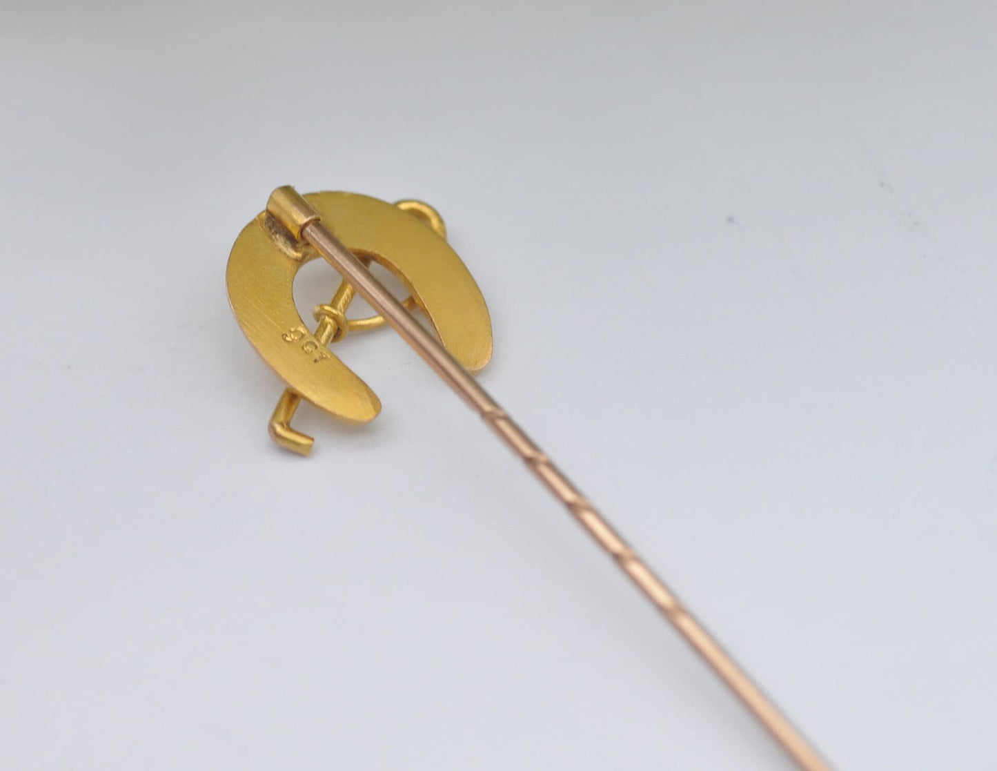 Antique Gold Horseshoe Stick Pin - Victorian 9ct Gold / Riding Crop and Horseshoe / Tie or Lapel Pin / Gift for Horse Rider / Hunting Brooch