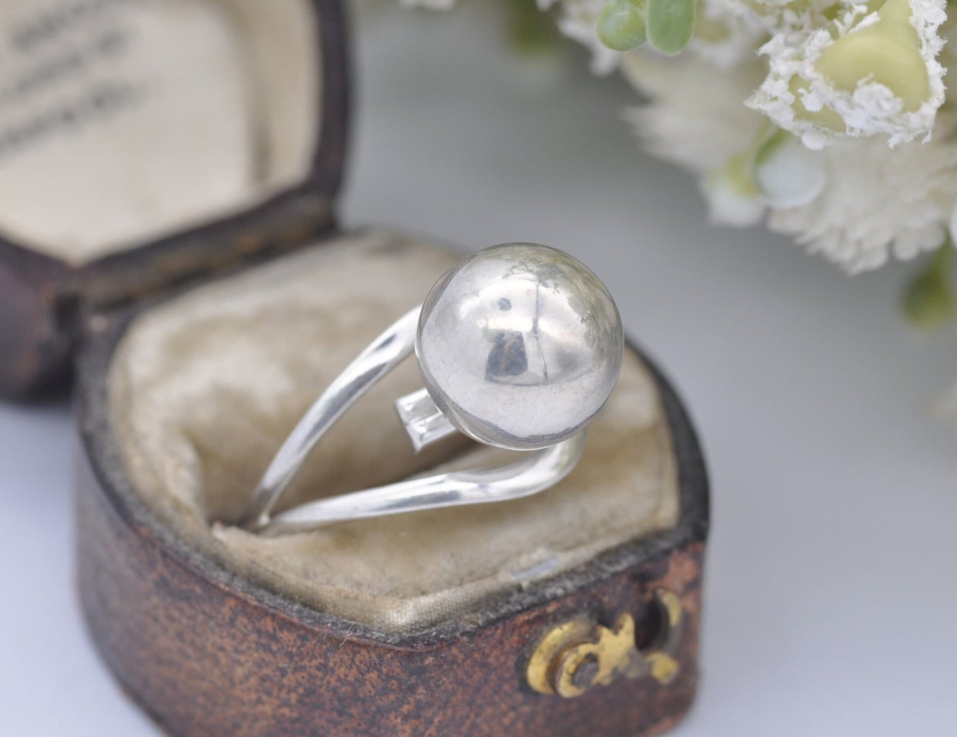 Modernist Silver Ball Ring Vintage - Large Ball Cross Band / Chunky Statement / Unisex / 3D / 925 Sterling / UK Size - N 1/2 / US Size - 7